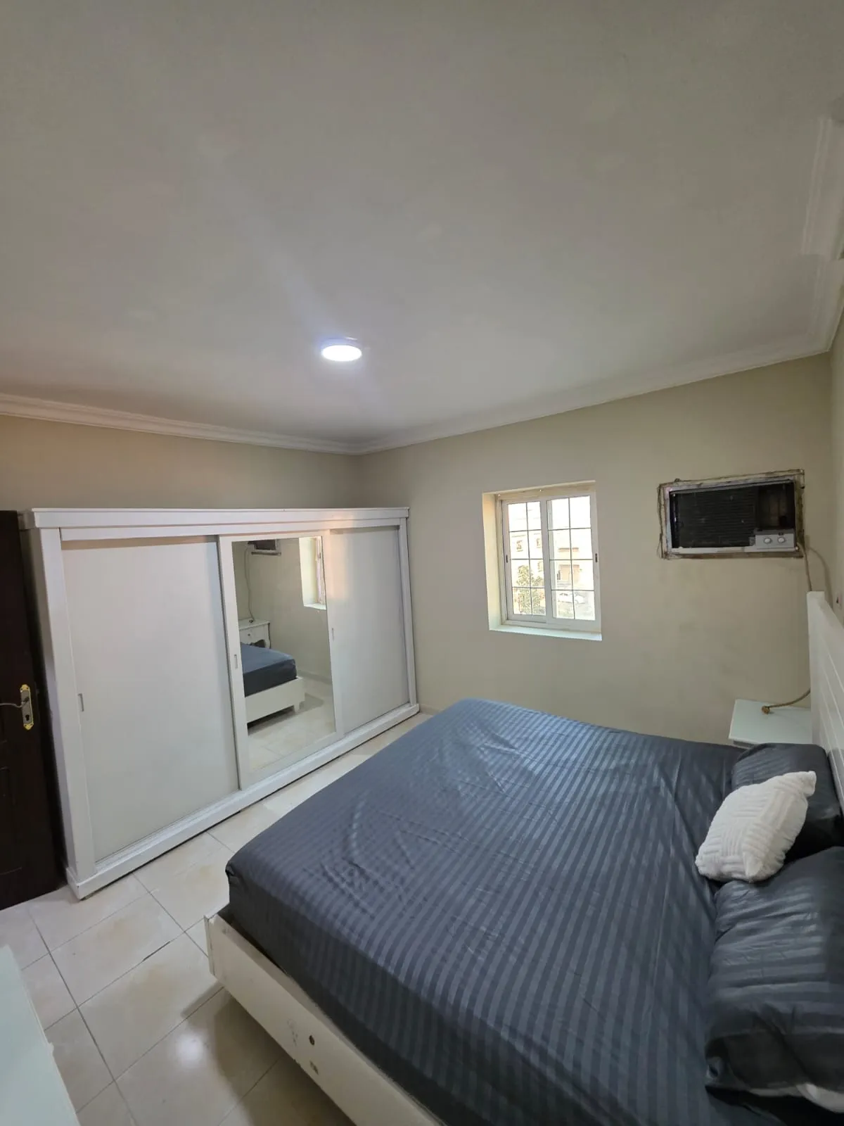 Semi-Furnished 1BR Apartment – Thuqbah, Al Khobar | 1,500 SAR | Property ID 43 thumbnail 4