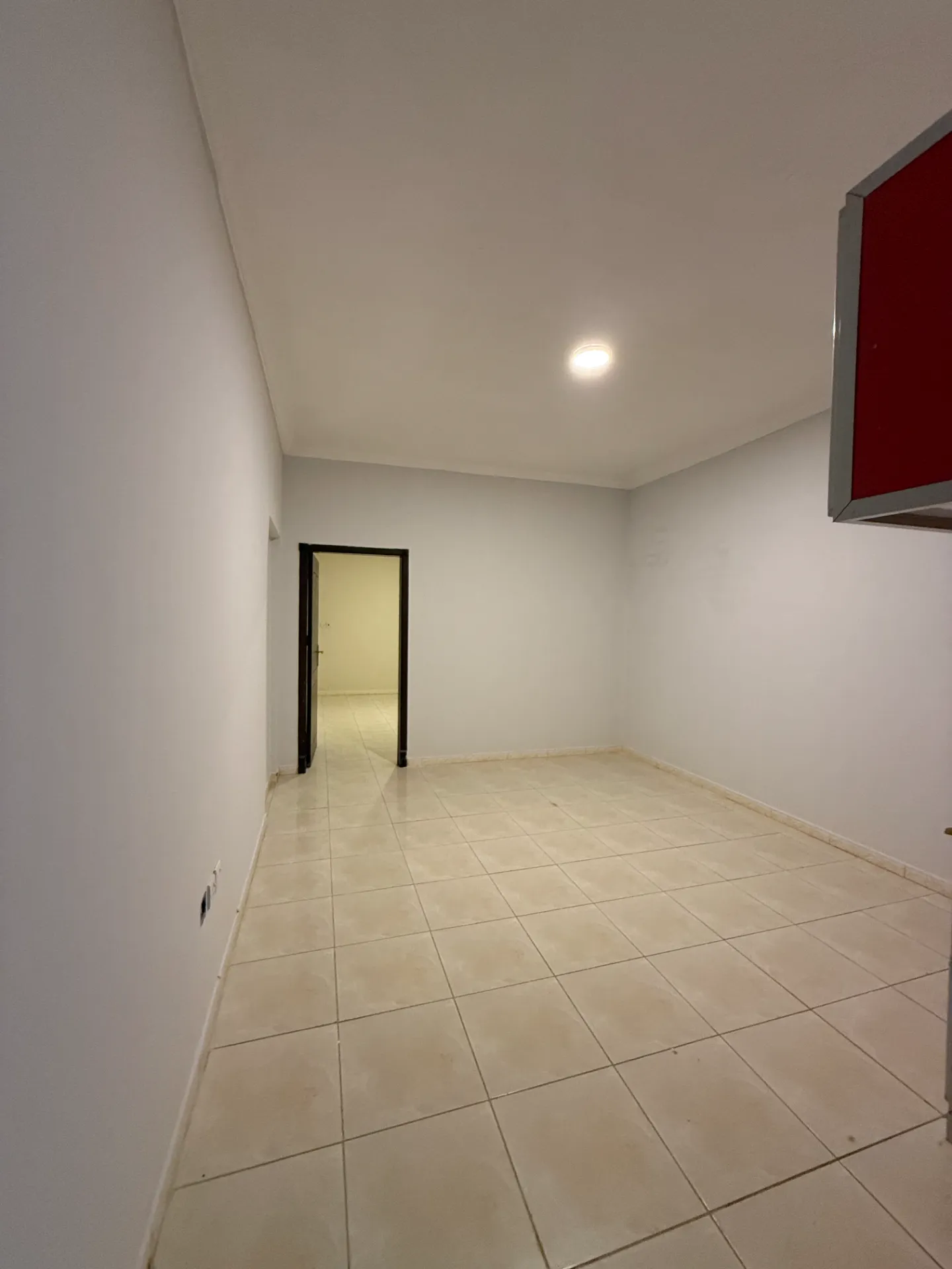 Spacious 1BR Rooftop Apartment – Janubiyah, Al Khobar | 12,000 SAR | Property ID 45 thumbnail 3