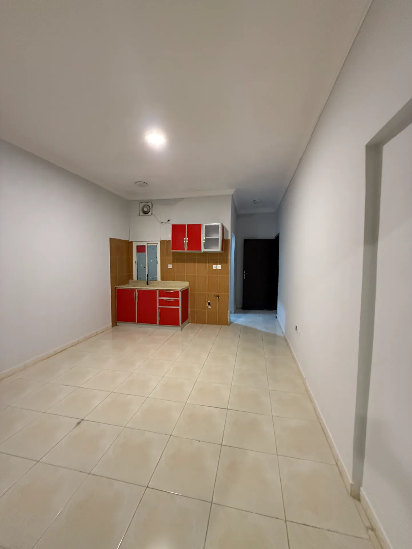 Spacious 1BR Rooftop Apartment – Janubiyah, Al Khobar | 12,000 SAR | Property ID 45 thumbnail 6