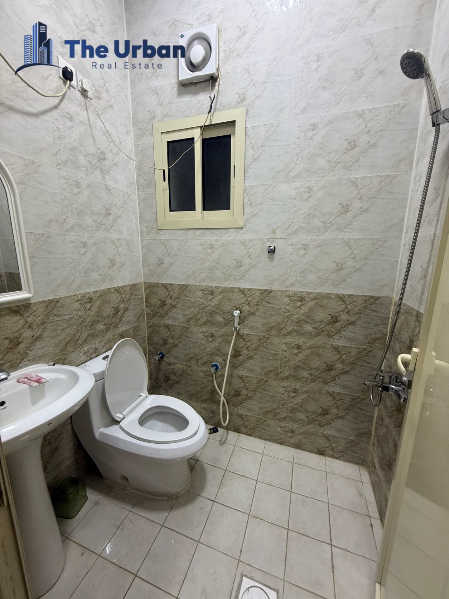 Bright 2BR Apartment – Janubiyah, Al Khobar | 16,000 SAR | Property ID 54 thumbnail 8