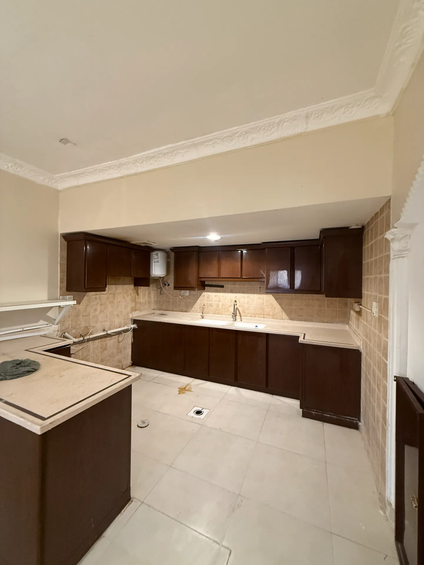Spacious 3BR Apartment – Aqrabiyah, Al Khobar | 37,000 SAR | Property ID 70 thumbnail 4