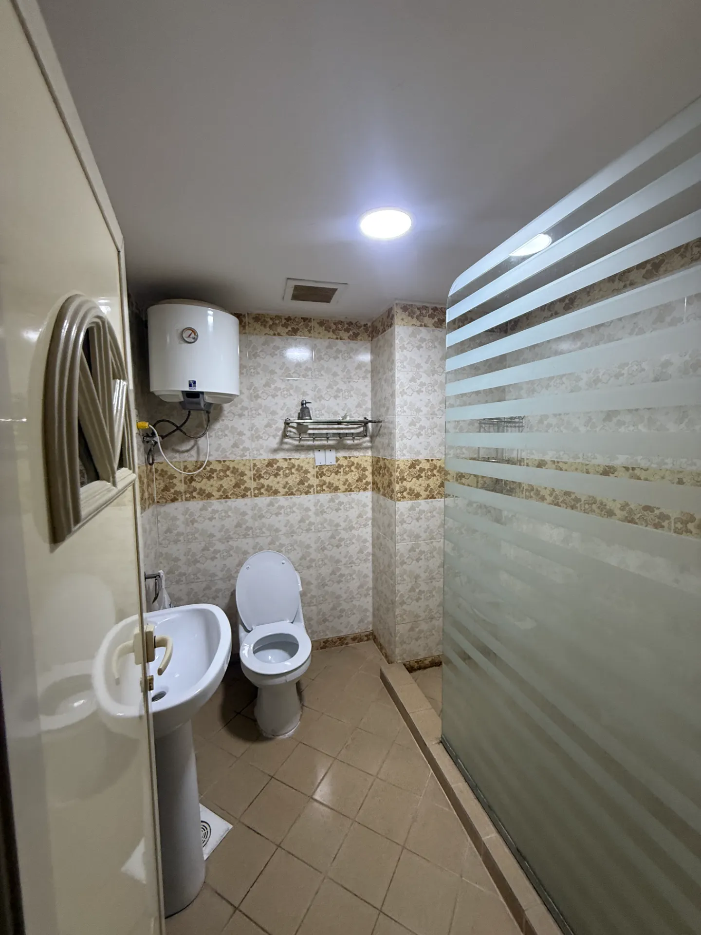 Spacious 4BR Apartment – Aqrabiyah, Al Khobar | 37,000 SAR | Property ID 71 thumbnail 6