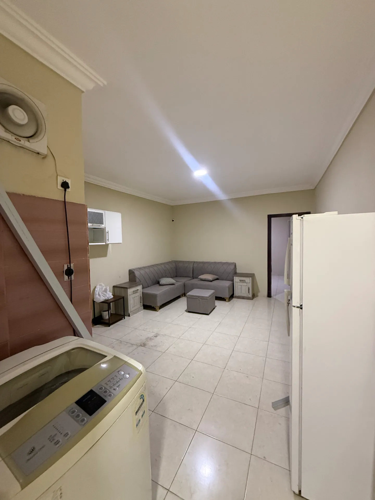 Semi-Furnished 1BR Apartment – Thuqbah, Al Khobar | 1,300 SAR/Month | Property ID 75 thumbnail 3