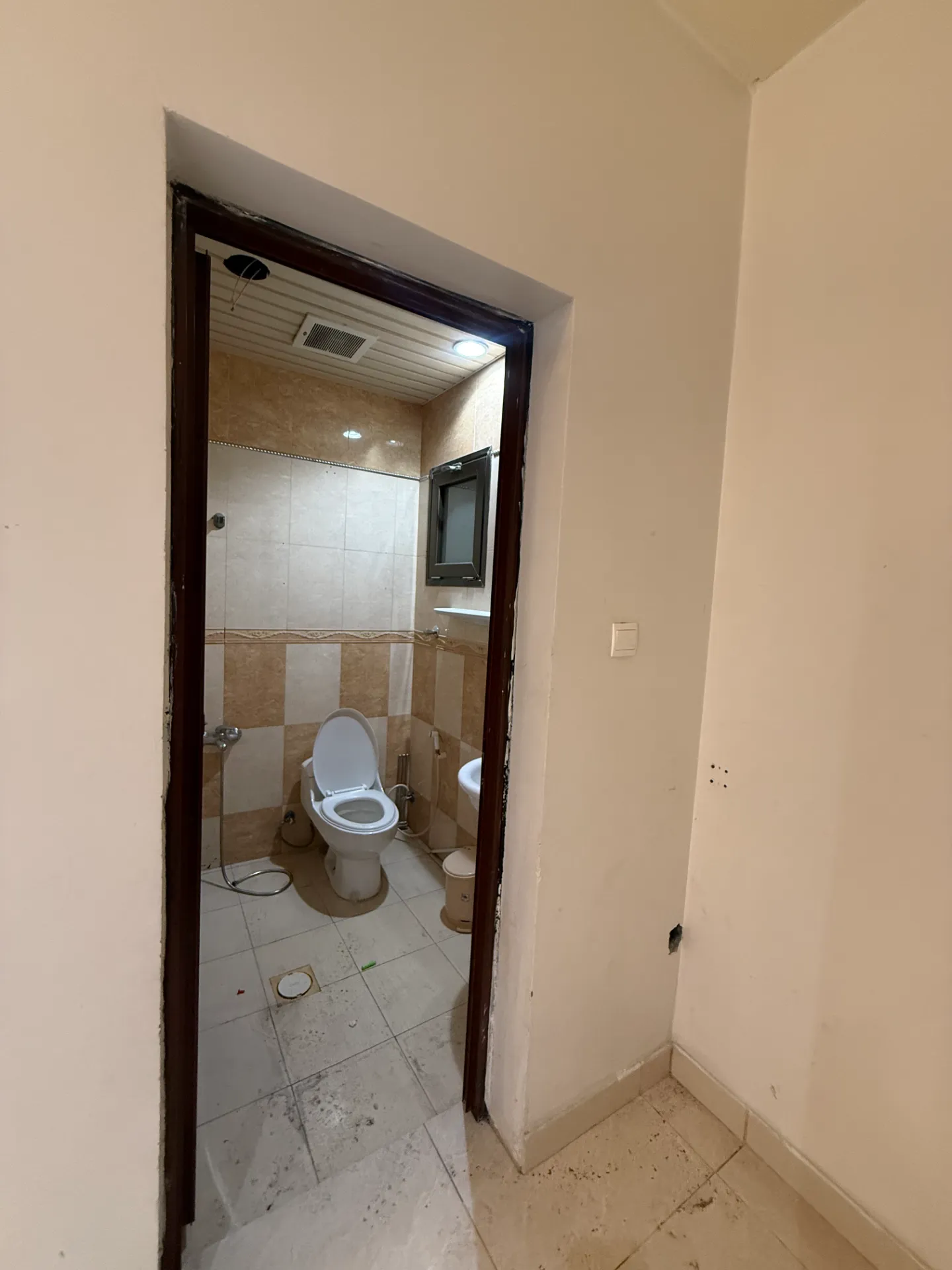 Spacious 2BR Apartment – Janubiyah, Al Khobar | 17,000 SAR | Property ID 85 thumbnail 8