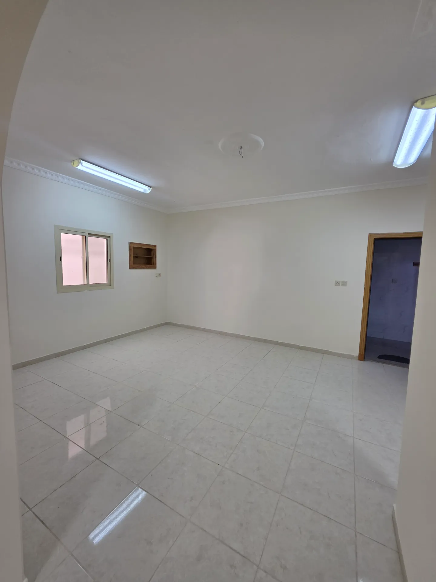 Spacious 2BR Apartment – Janubiyah, Al Khobar | 18,600 SAR | Property ID 87 thumbnail 6