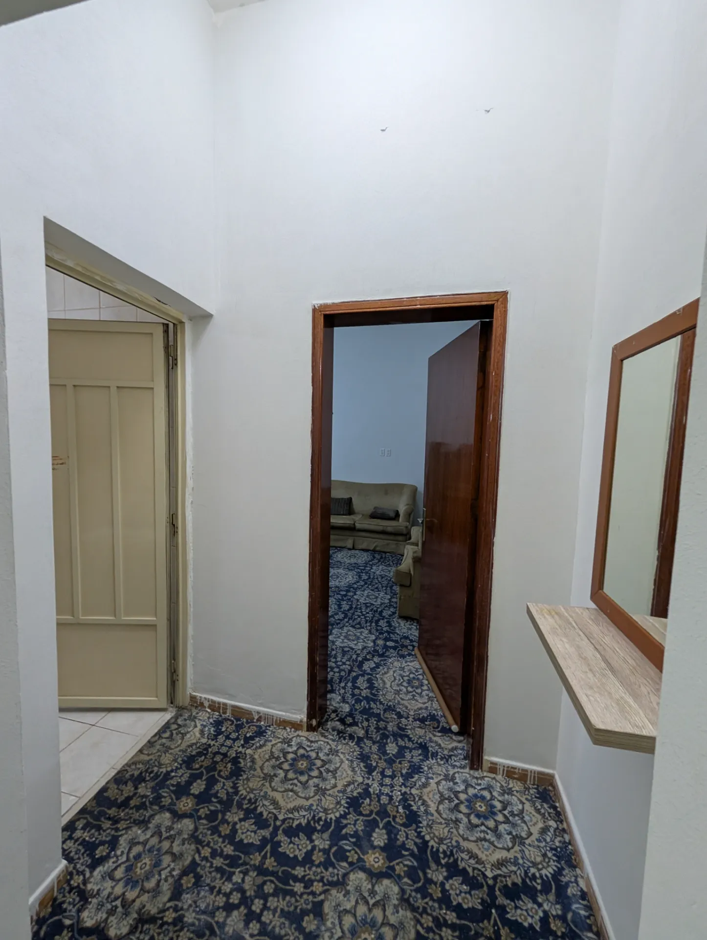 Semi-Furnished 1BR Apartment – Thuqbah, Al Khobar | 15,600 SAR/Year | Property ID 107 thumbnail 3