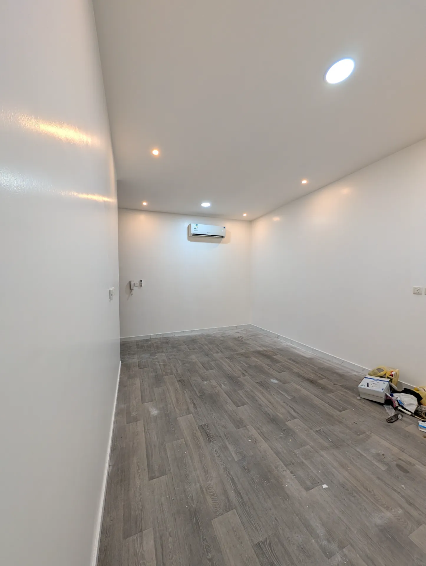 Affordable 2BR Apartment with 3 Split ACs – Janubiyah, Al Khobar | 23,000 SAR/Year | Property ID 112 thumbnail 5