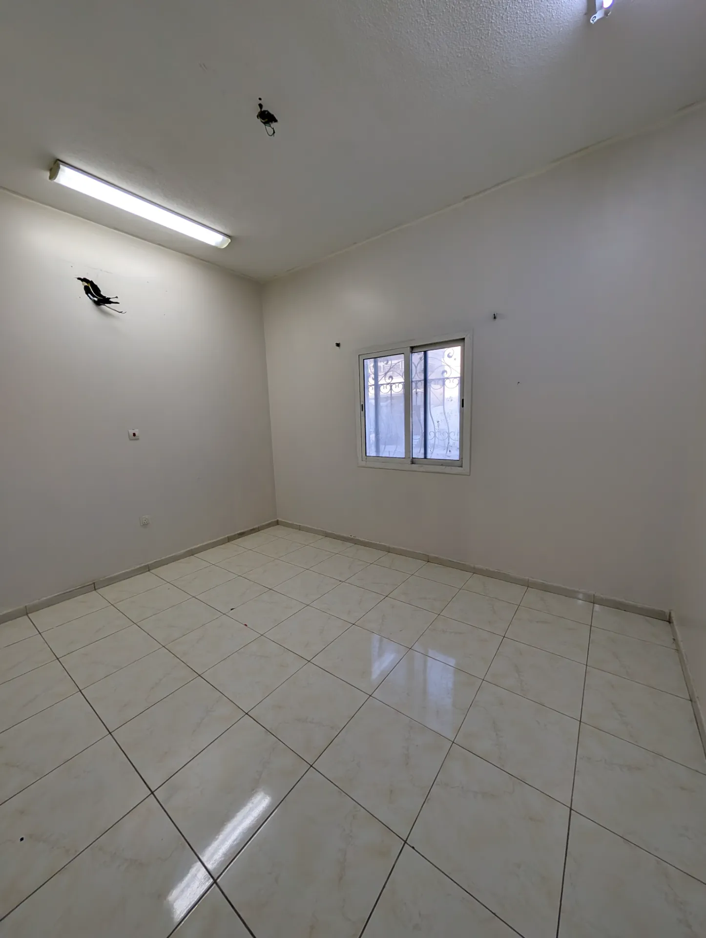 Affordable 2BR Corner Apartment – Thuqbah, Al Khobar | 16,000 SAR/Year | Property ID 113 thumbnail 5