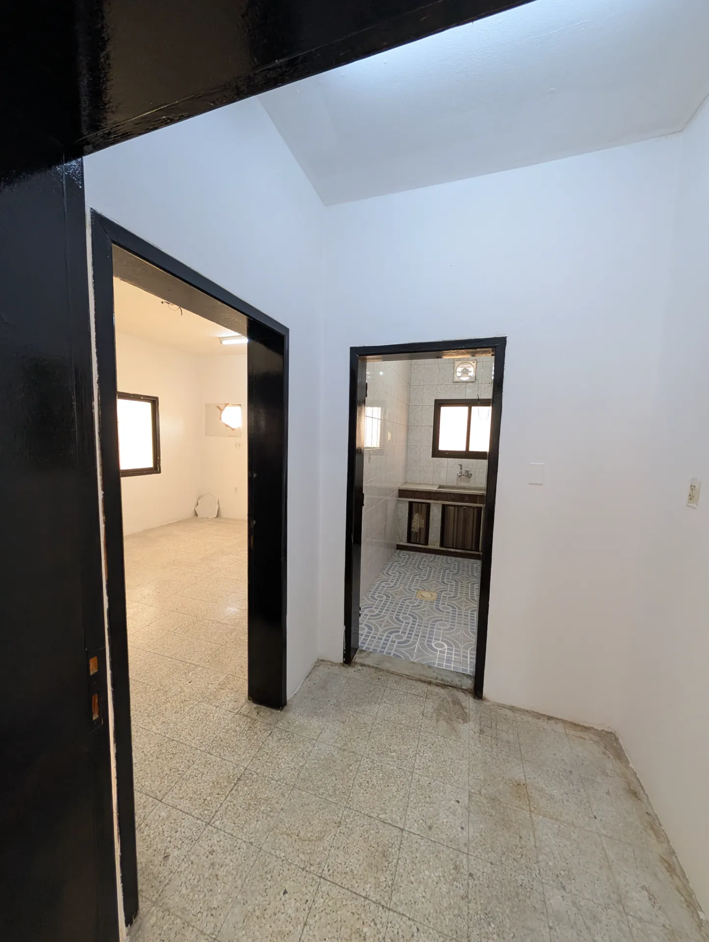 Affordable 2BR Rooftop Apartment – Madinat ul Amal, Al Khobar | 12,600 SAR/Year | Property ID 116 thumbnail 3