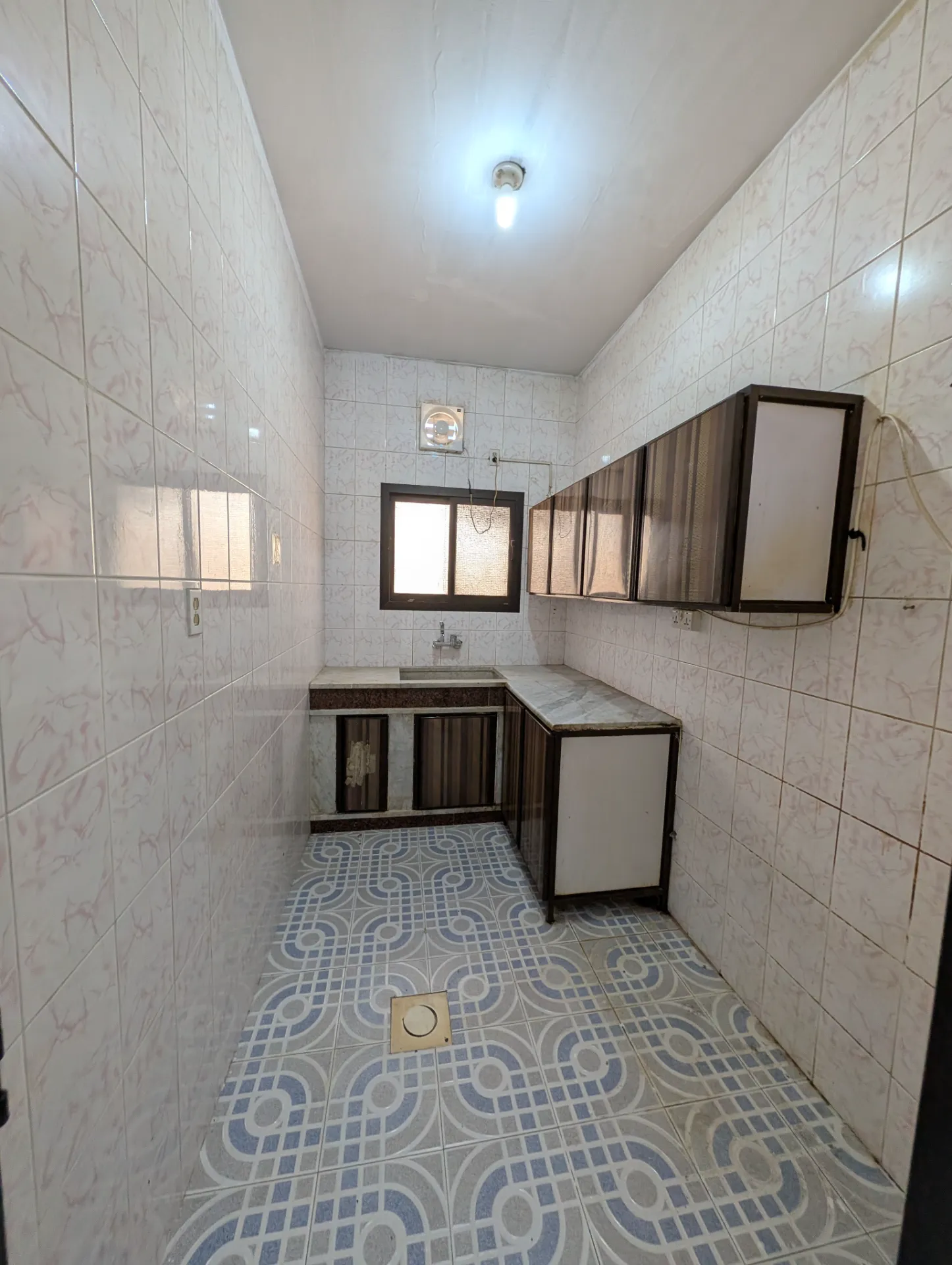 Affordable 2BR Rooftop Apartment – Madinat ul Amal, Al Khobar | 12,600 SAR/Year | Property ID 116 thumbnail 5