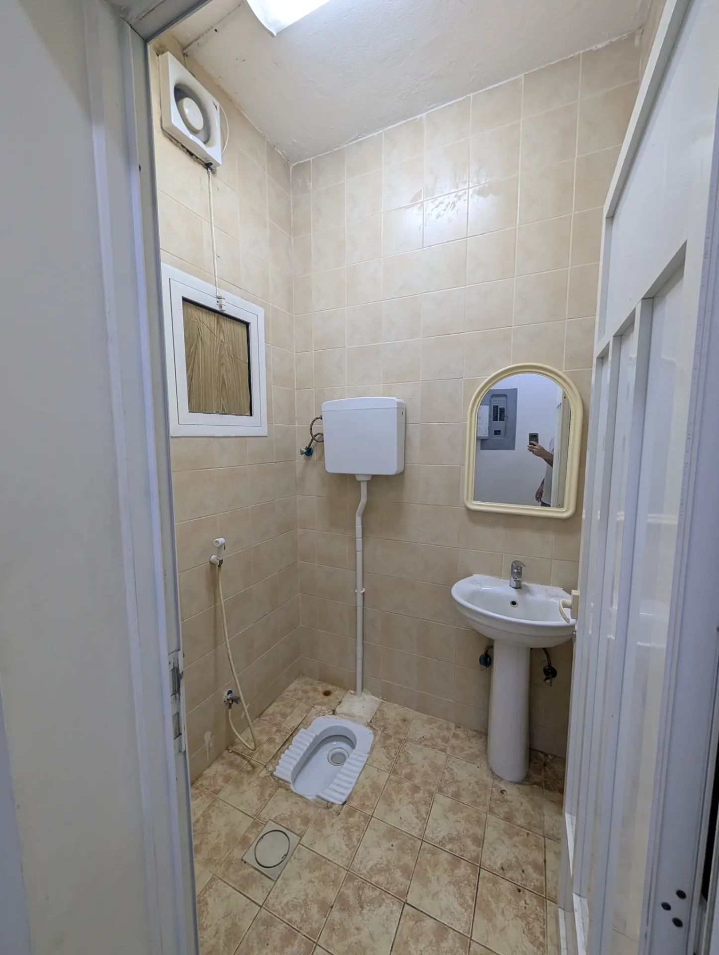 Affordable 2BR Apartment – Thuqbah, Al Khobar | 17,000 SAR/Year | Property ID 118 thumbnail 3