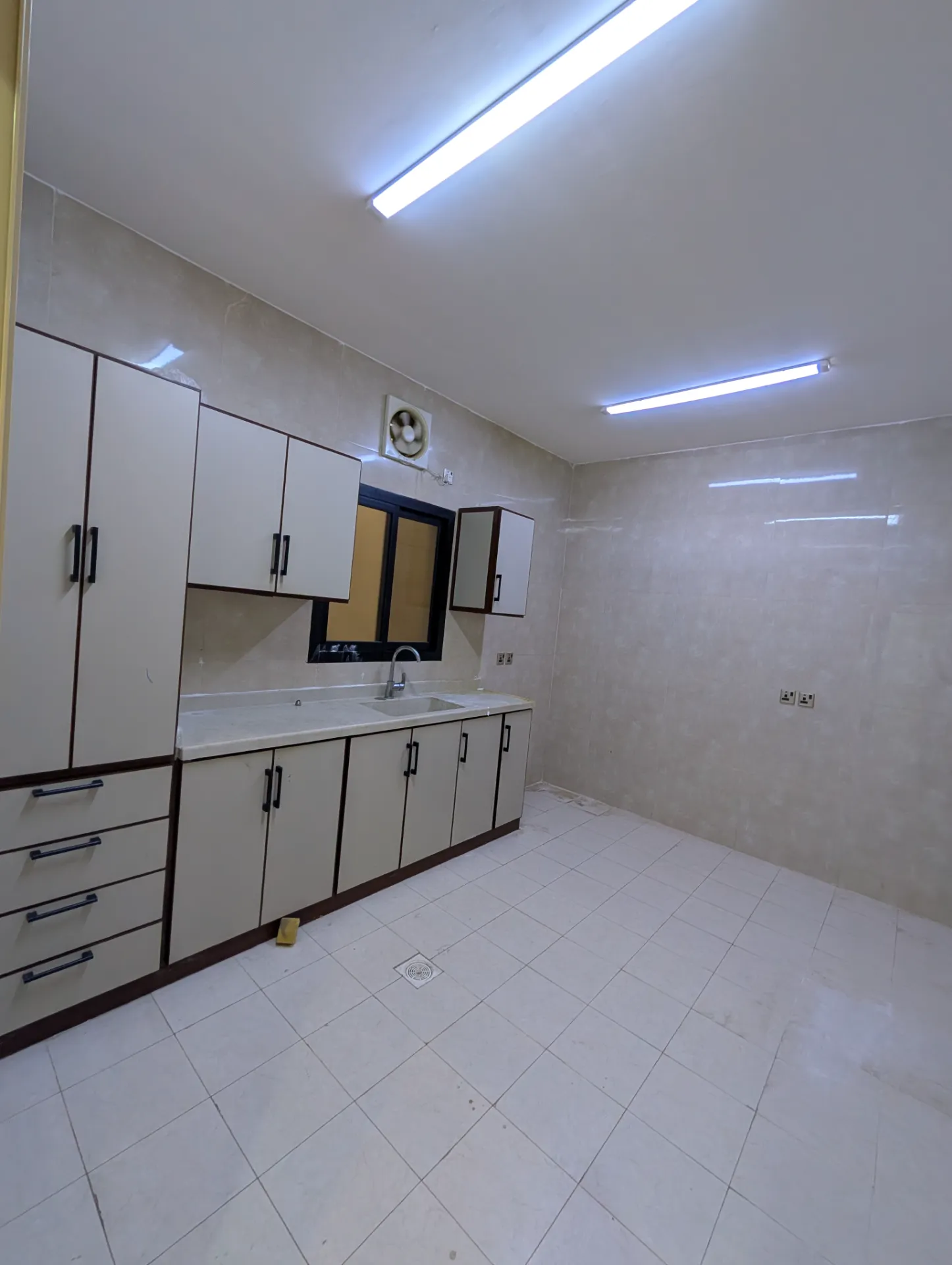 Affordable 2BR Apartment | Family Building | Elevator Available | First Floor | Internal | Al-Janubiyah – Al Khobar thumbnail 5