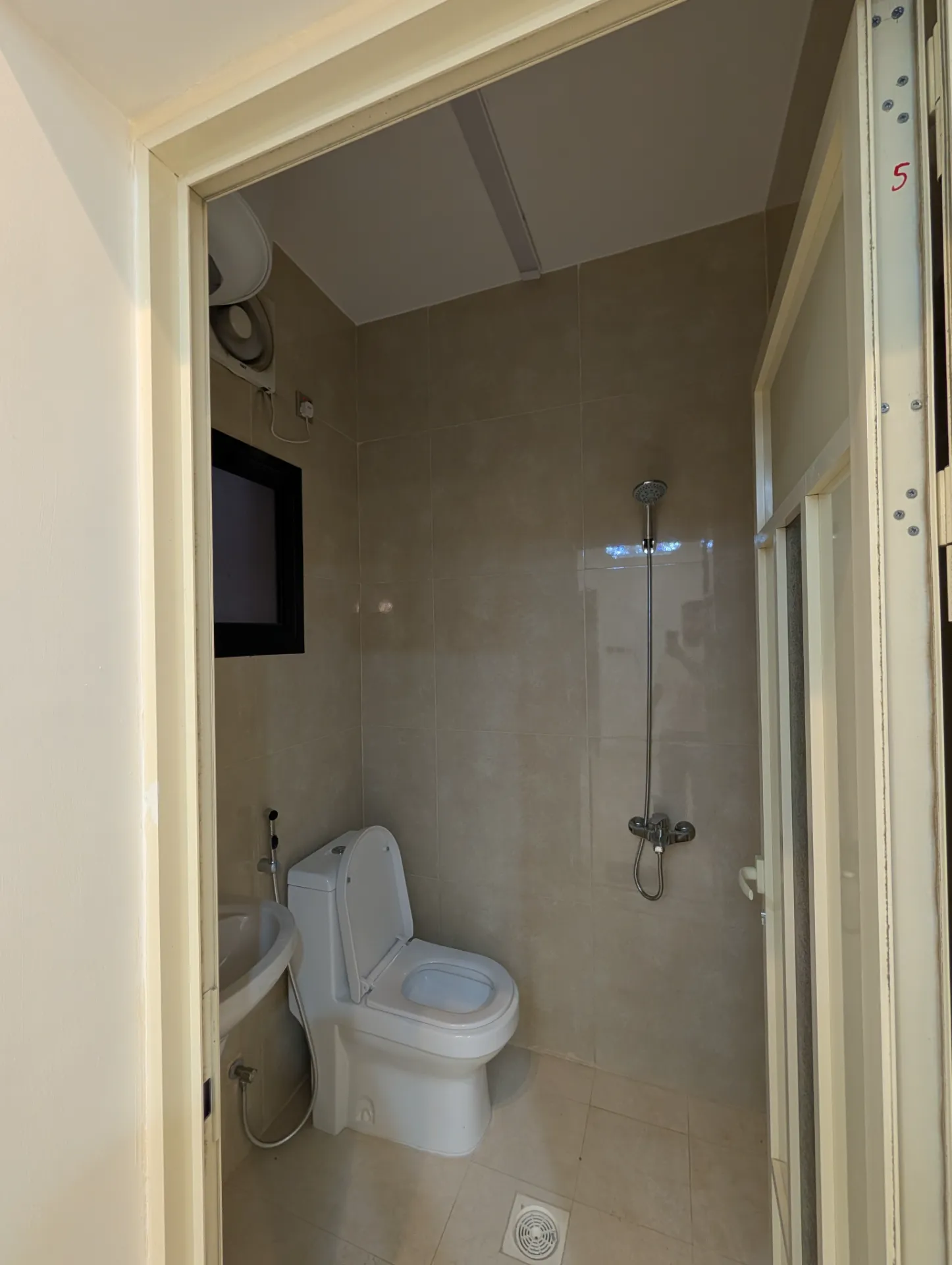 Affordable 2BR Apartment | Family Building | Elevator Available | First Floor | Internal | Al-Janubiyah – Al Khobar thumbnail 8