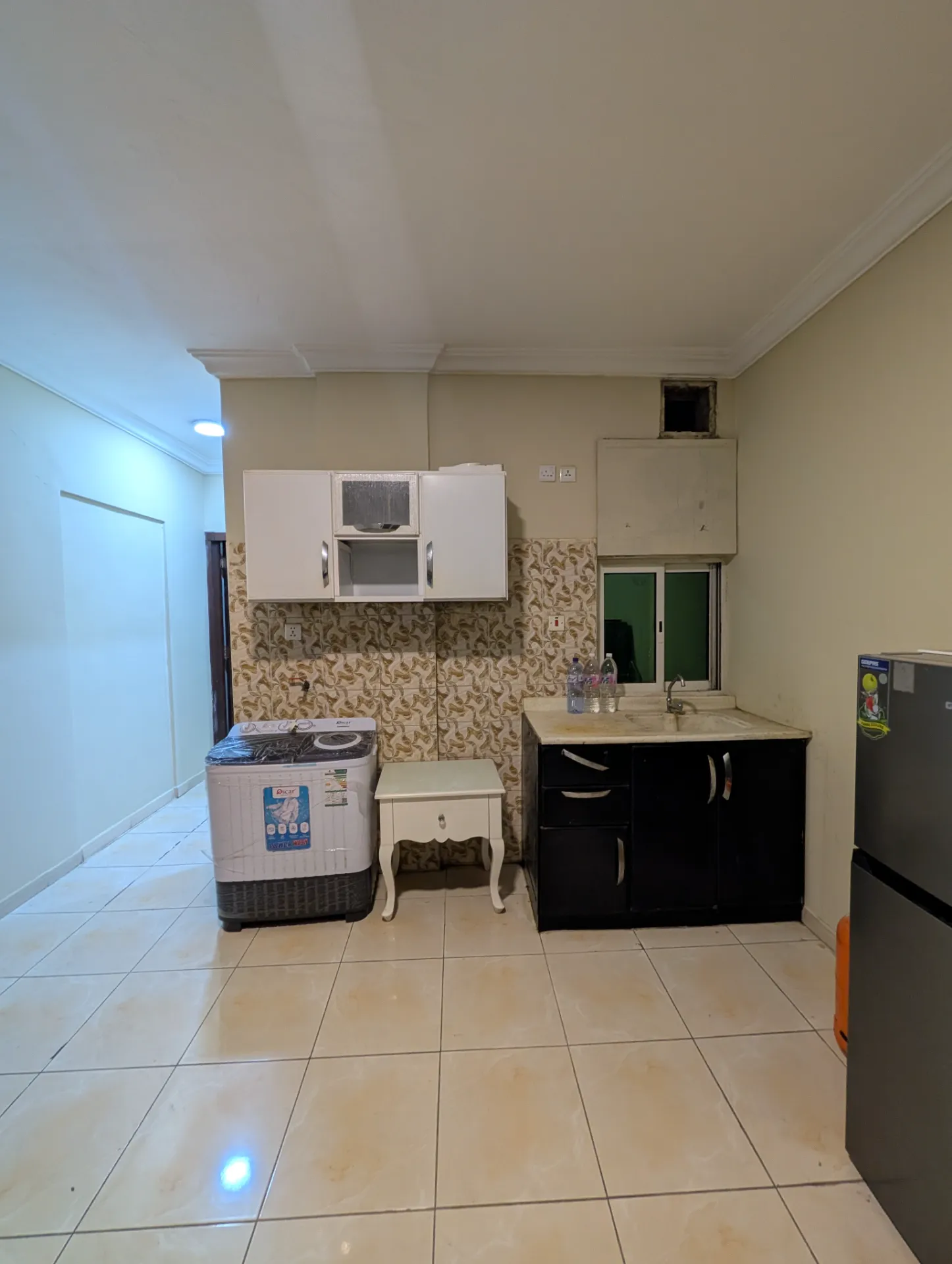 Semi-Furnished 1BR Apartment - Family Building | External | Elevator | Parking | Al-Thuqbah  thumbnail 2