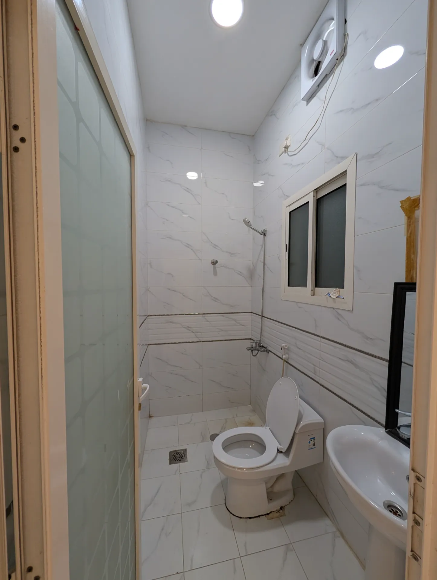 🏡 Spacious 2BR Apartment | Family Building | Elevator | Third Floor | Internal | Al Khobar Al Janubiyah | 23,600 SAR/Year | Property ID 135 thumbnail 3