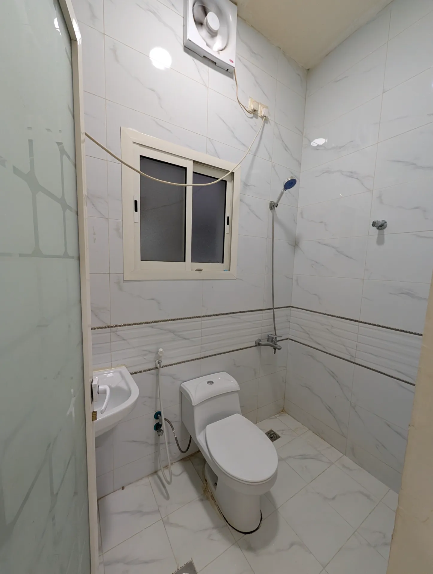 🏡 Spacious 2BR Apartment | Family Building | Elevator | Third Floor | Internal | Al Khobar Al Janubiyah | 23,600 SAR/Year | Property ID 135 thumbnail 7