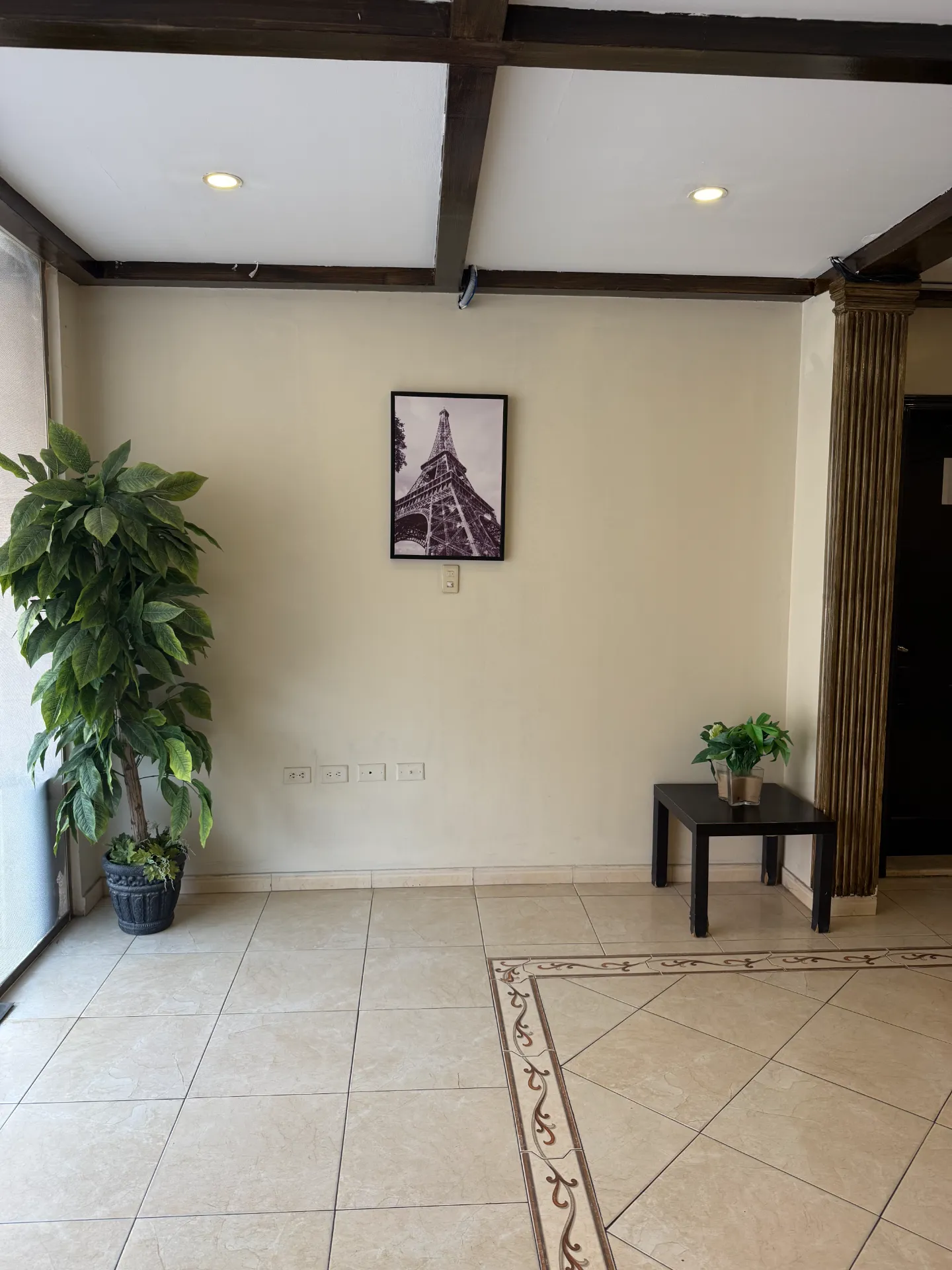 🏡 Fully Furnished 2BR Apartment | Family Building | Elevator | Ground Floor | External | Al-Thuqbah – Al Khobar | 24,000 SAR/Year | Property ID 136 thumbnail 8