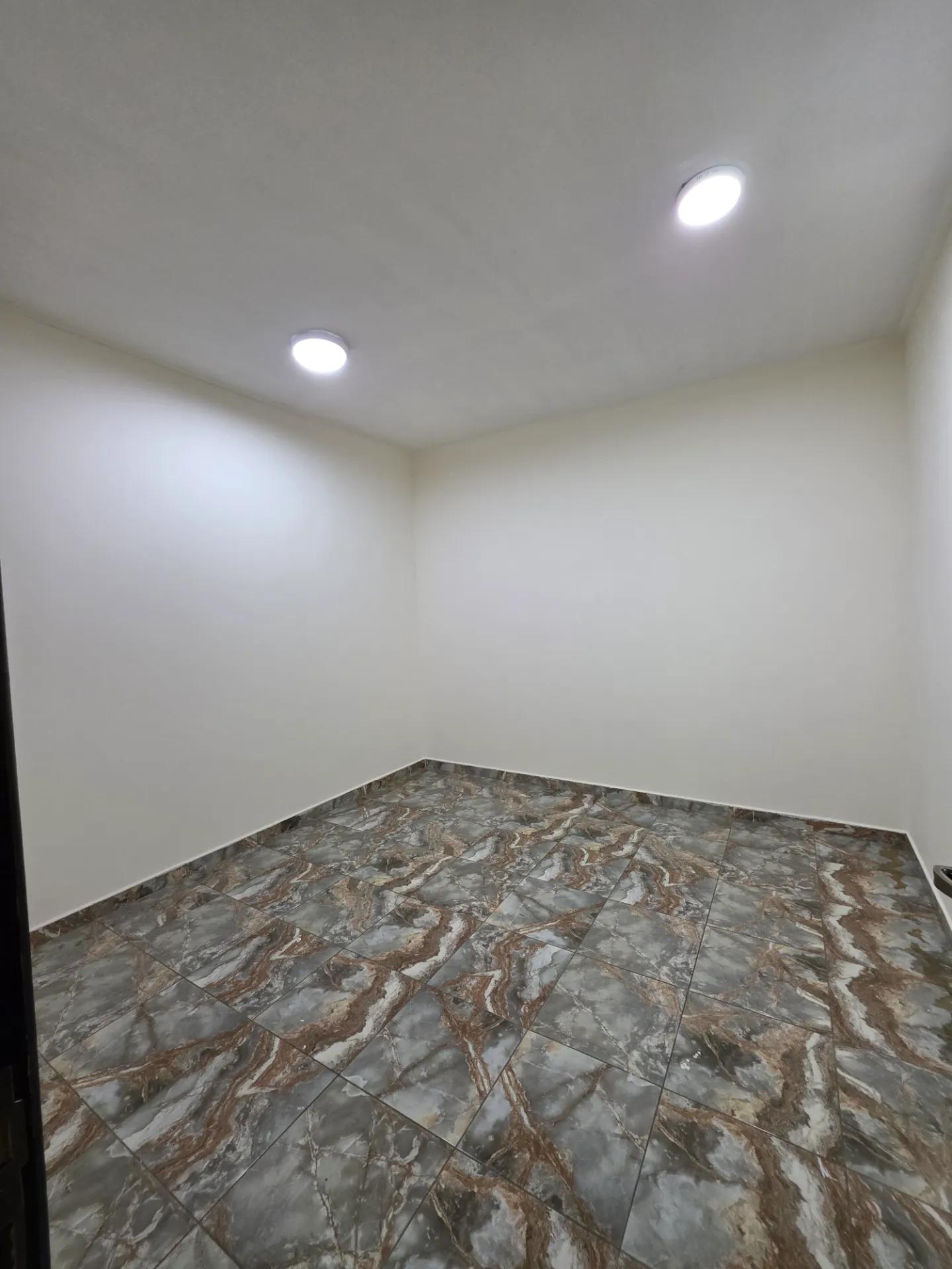 🏡 Spacious 3BR Apartment | Family Building | Elevator | First Floor | Internal | Al-Thuqbah – Al Khobar | 20,600 SAR/Year | Property ID 142 thumbnail 3