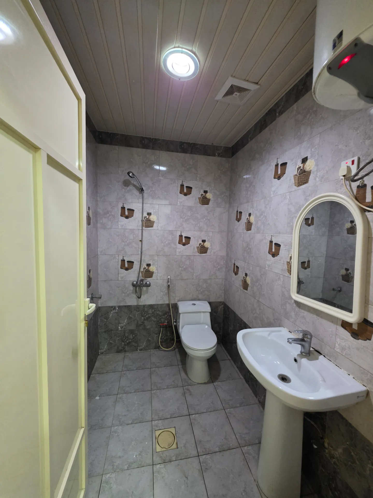 🏡 Spacious 3BR Apartment | Family Building | Elevator | First Floor | Internal | Al-Thuqbah – Al Khobar | 20,600 SAR/Year | Property ID 142 thumbnail 4