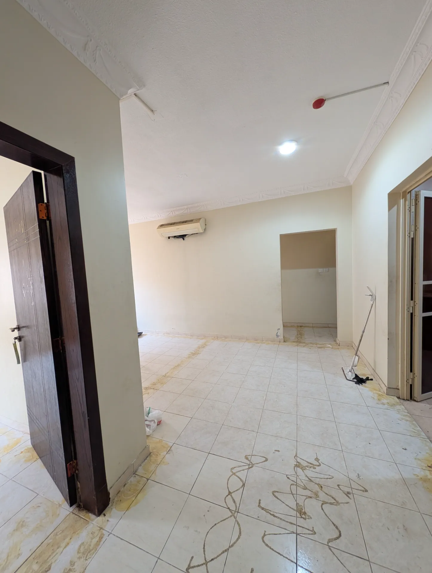 🏡 3BR Apartment | Family Building | Elevator Available | Fifth Floor | External | Al Khobar | Monthly Rent: 1,883 SAR thumbnail 9