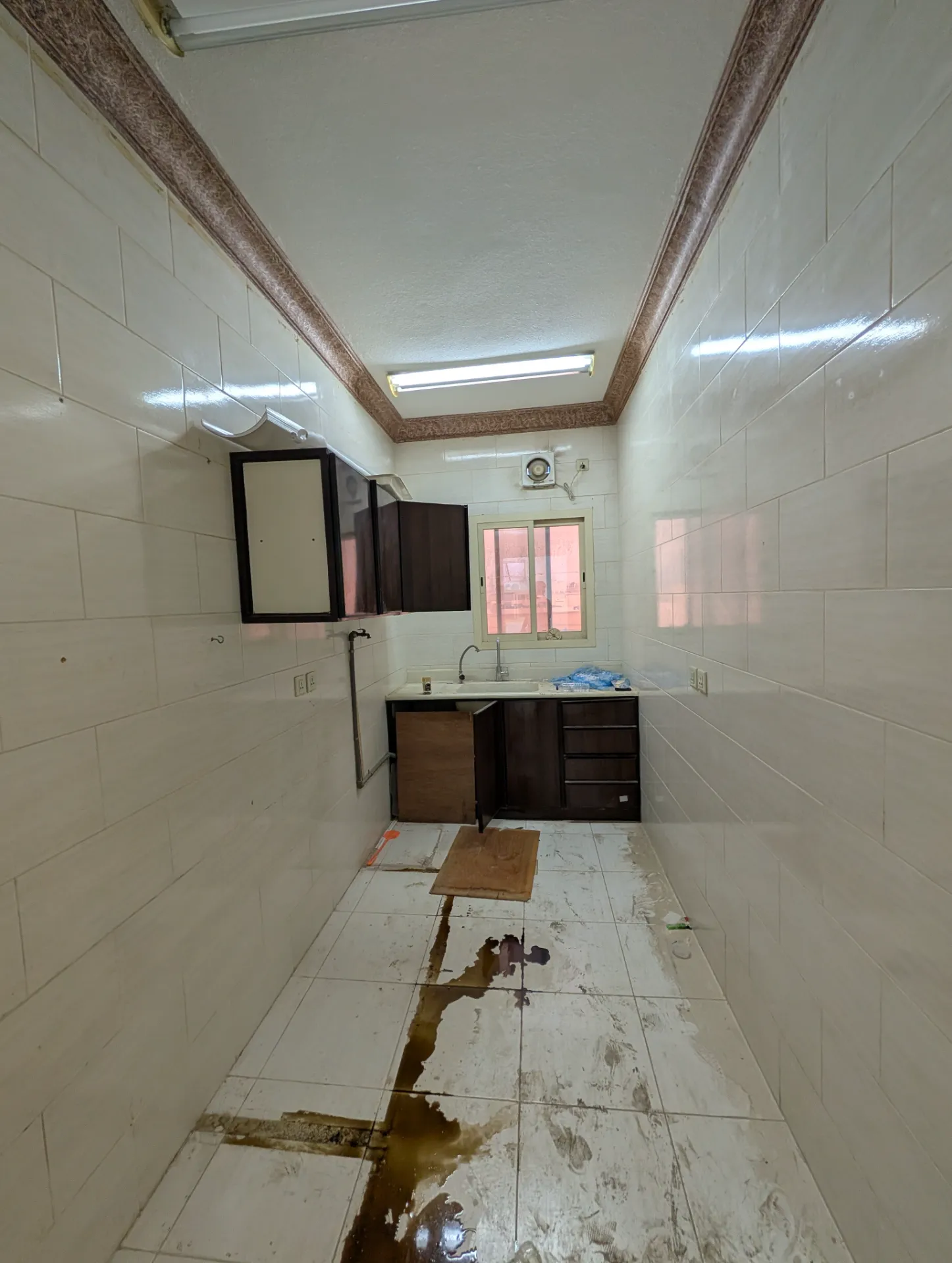 🏡 2BR Apartment | Family Building | Elevator Not Available | Rooftop | Third Floor | Al Khobar Al Janubiyah | Monthly Rent: 1,133 SAR