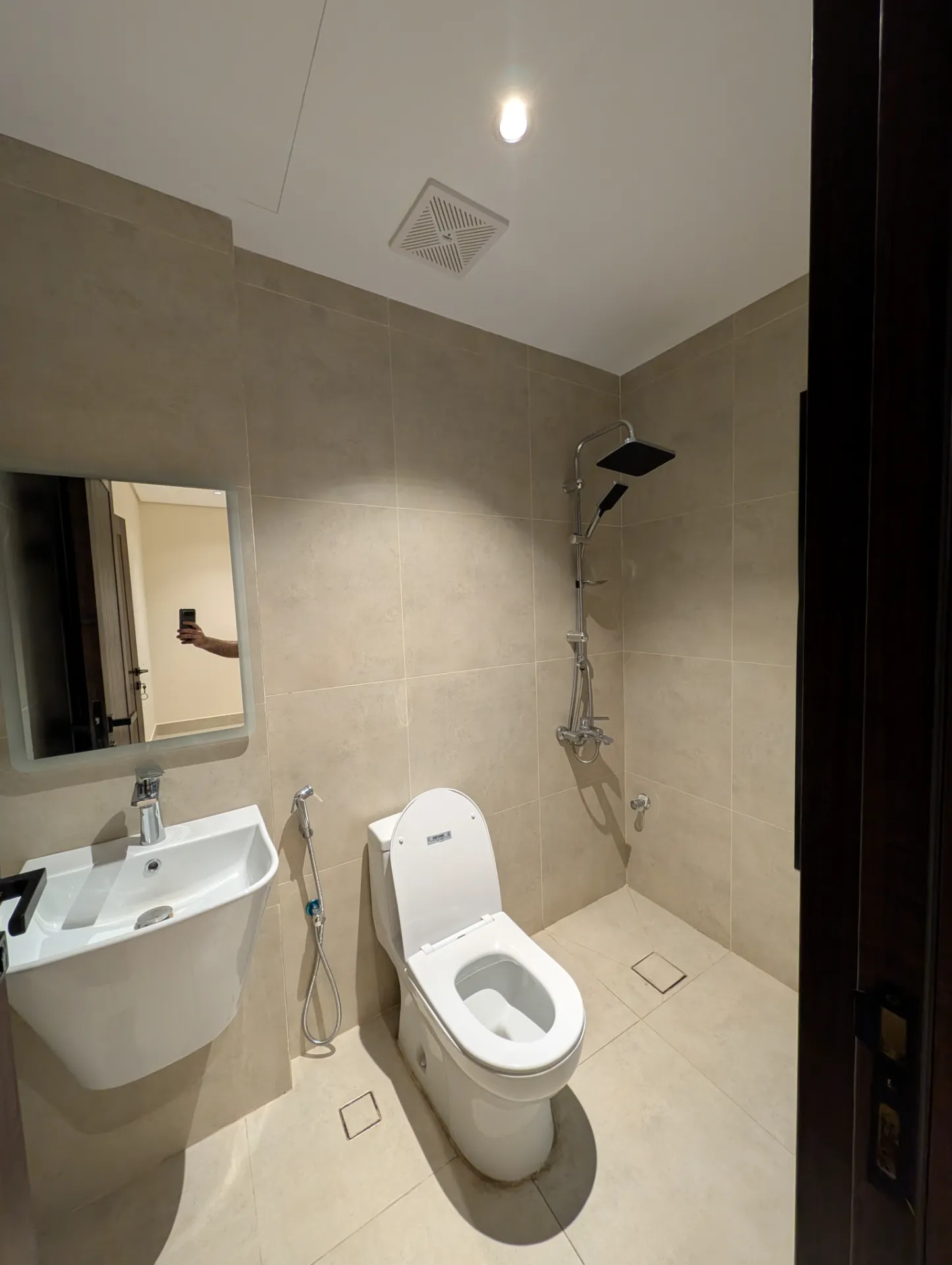 🏡 Property ID: 154 | 2BR Apartment | Family Building | Elevator Available | First Floor | Internal | Madinat Al Umal – Al Khobar | Monthly Rent: 2,500 SAR thumbnail 3
