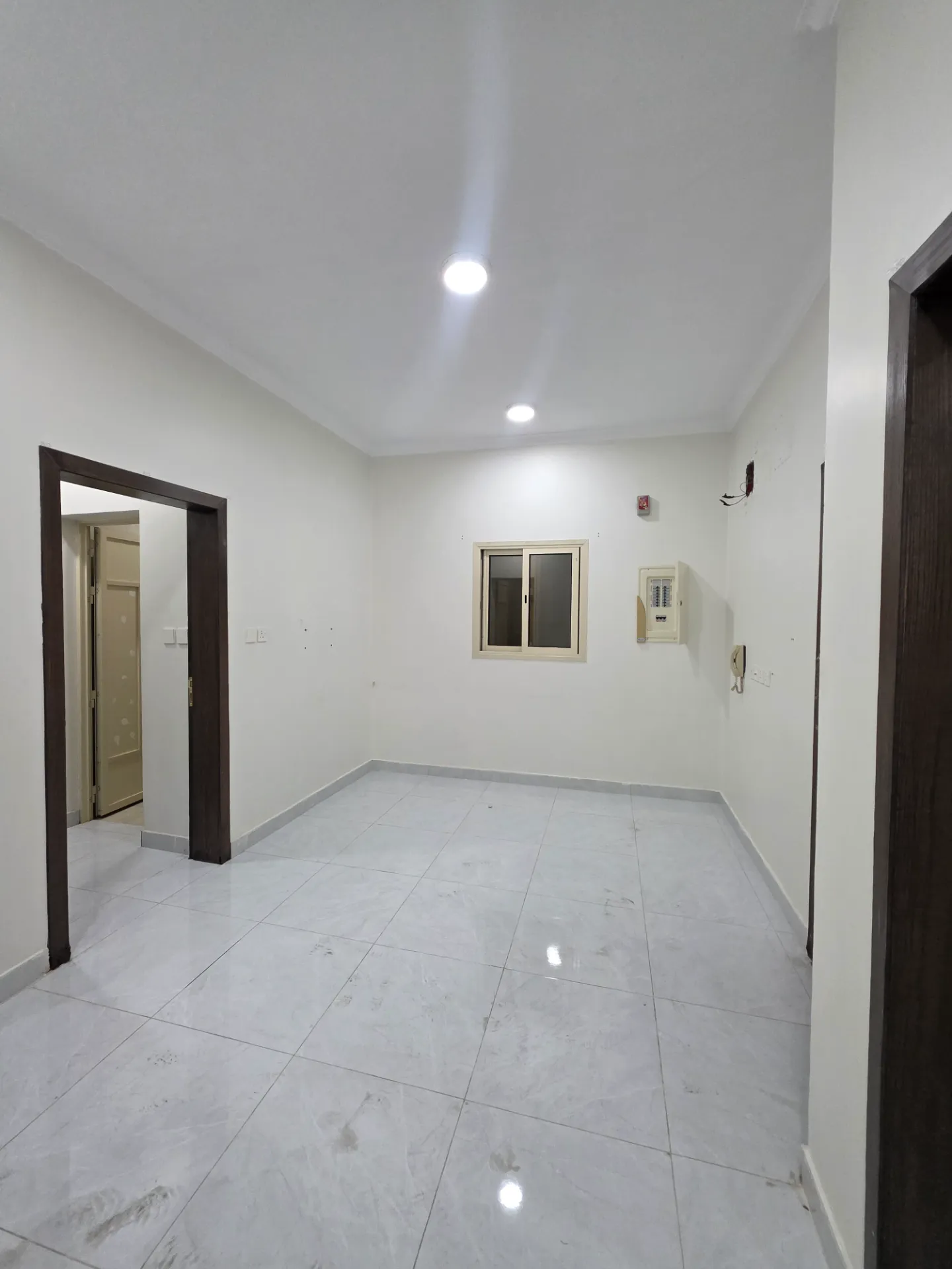 🏡 Property ID: 159 | 2BR Apartment | Family Building | Elevator Available | Second Floor | Internal | Al-Janubiyah – Al Khobar | Monthly Rent: 1,633 SAR thumbnail 5