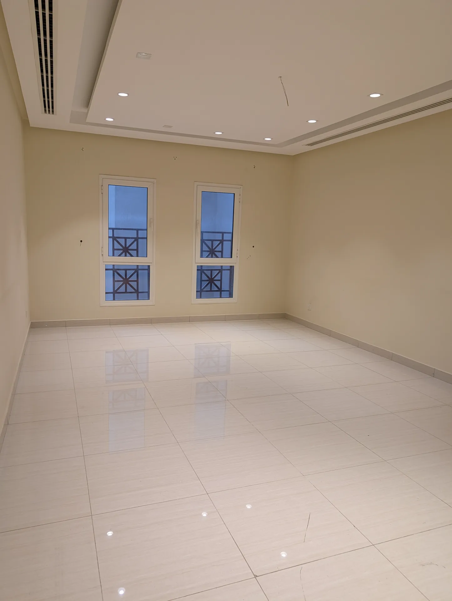 🏡 4-Bedroom Apartment | Family Building | Elevator Available | Central AC Installed | First Floor | Dhahran | SAR 4,167/Monthly thumbnail 11