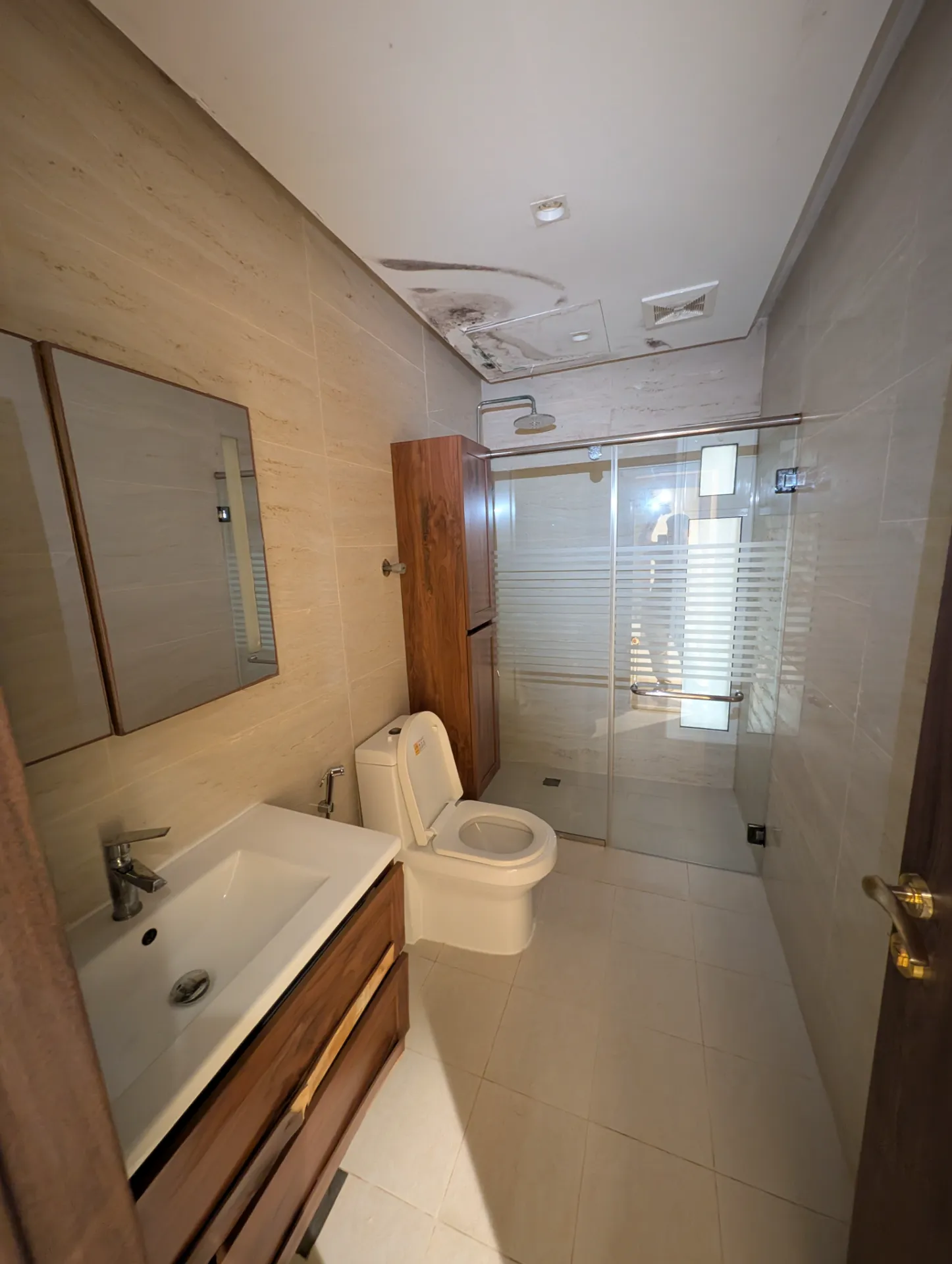 🏡 4-Bedroom Apartment | Family Building | Elevator Available | Central AC Installed | First Floor | Dhahran | SAR 4,167/Monthly thumbnail 15