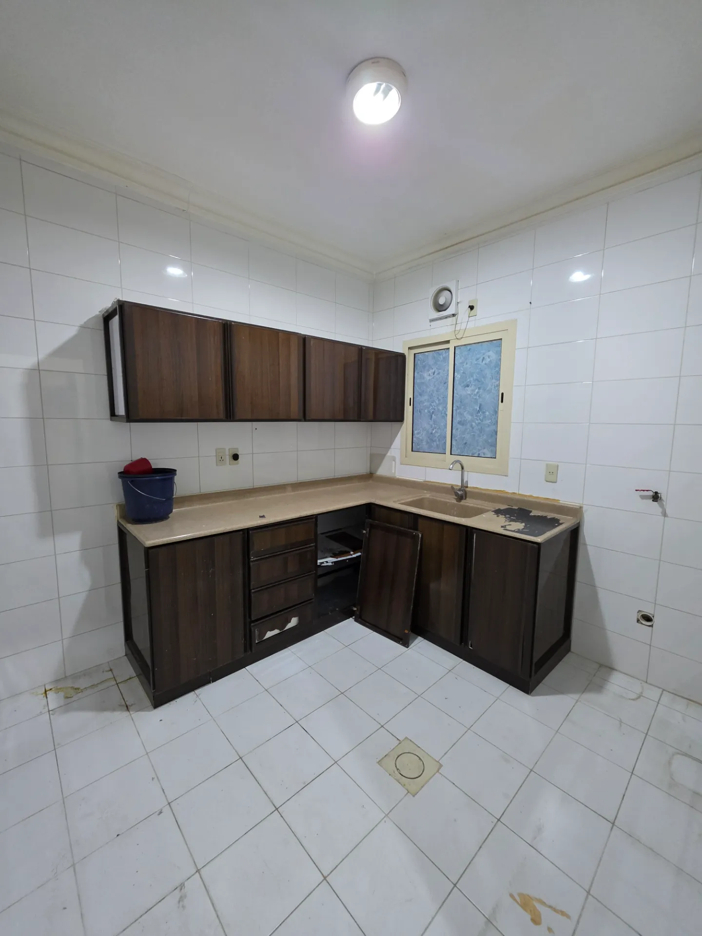 🏡 2-Bedroom Apartment | Family Building | Elevator Not Available | Third Floor | Al Khobar thumbnail 7