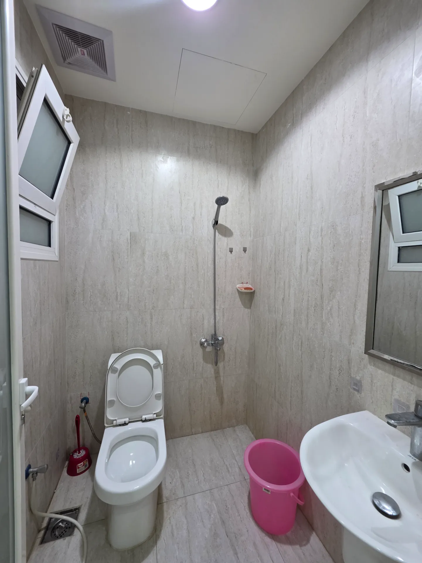 🏡 2-Bedroom Apartment | Family Building | Elevator Not Available | 3 Split AC Units Installed | First Floor | Al Khobar thumbnail 11