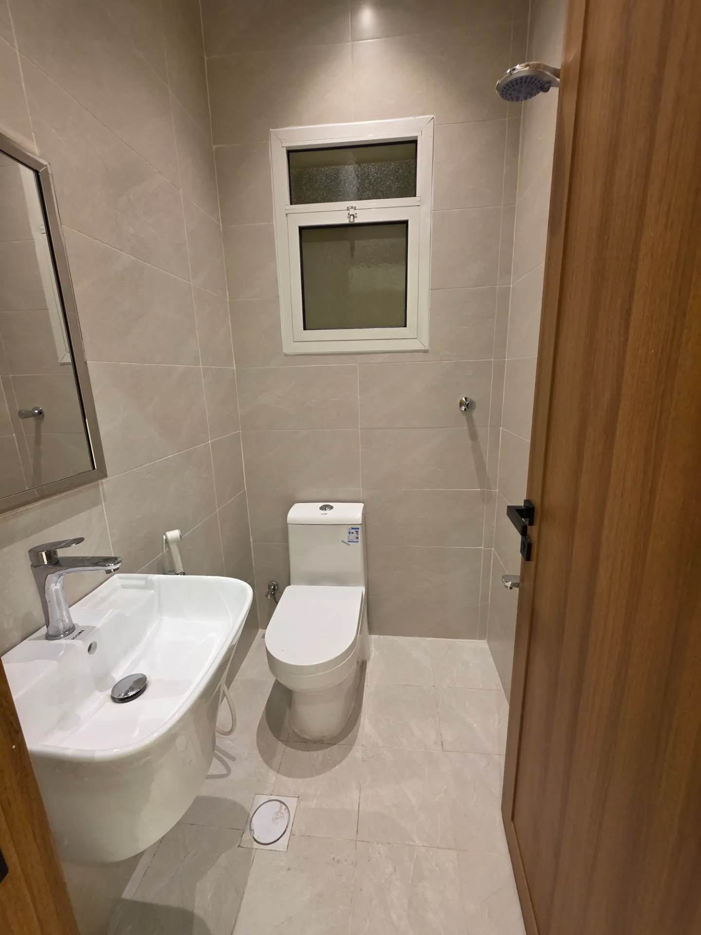 🏡 2-Bedroom Apartment | Family Building | Elevator Available | 3 Split AC Units Installed | First Floor | Al Khobar thumbnail 7