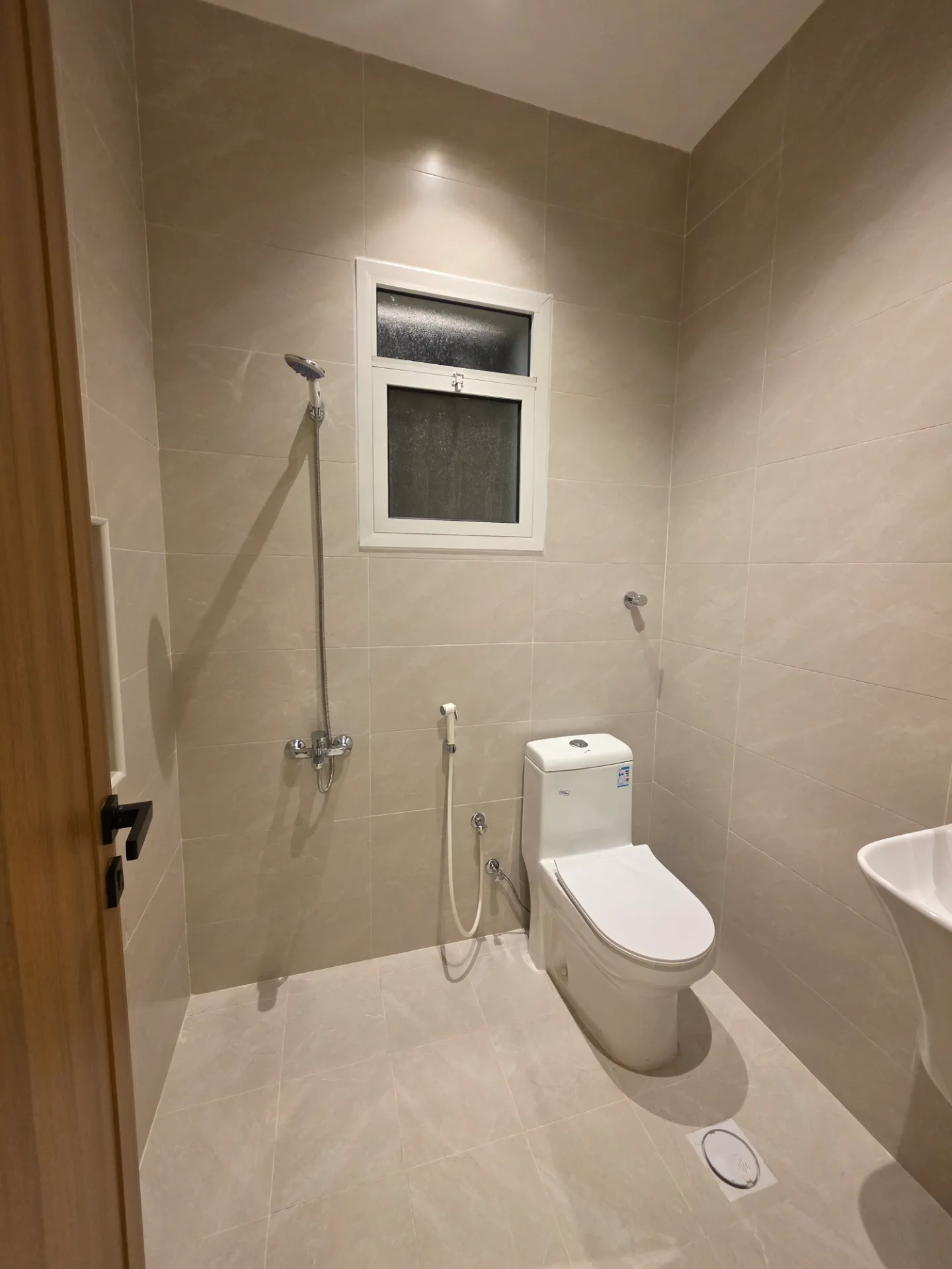 🏡 2-Bedroom Apartment | Family Building | Elevator Available | 3 Split AC Units Installed | First Floor | Al Khobar thumbnail 11