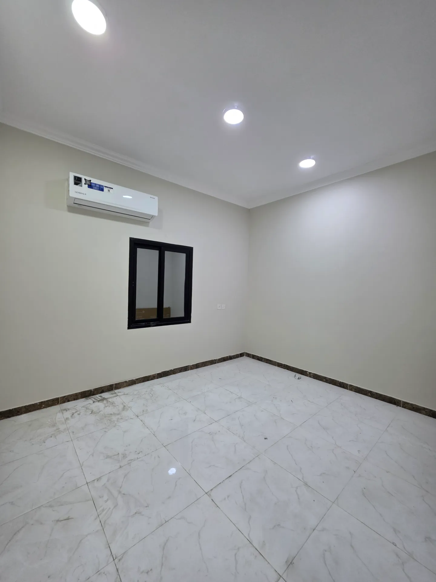 🏡 2-Bedroom Apartment | Family Building | Elevator | Ground Floor | Internal | Al Khobar thumbnail 1
