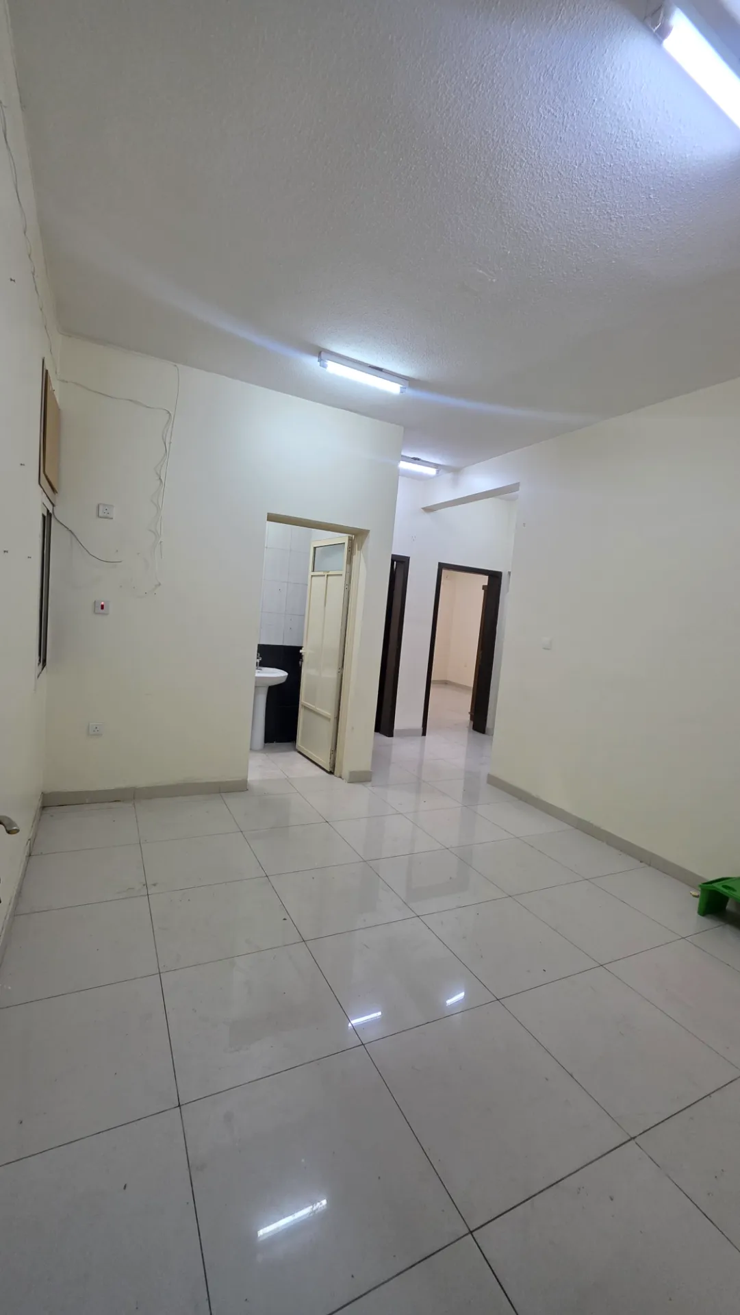 🏡 2-Bedroom Apartment | Family Building | Ground Floor | Internal | Spacious Bedrooms | Al Khobar Al Janubiyah thumbnail 1