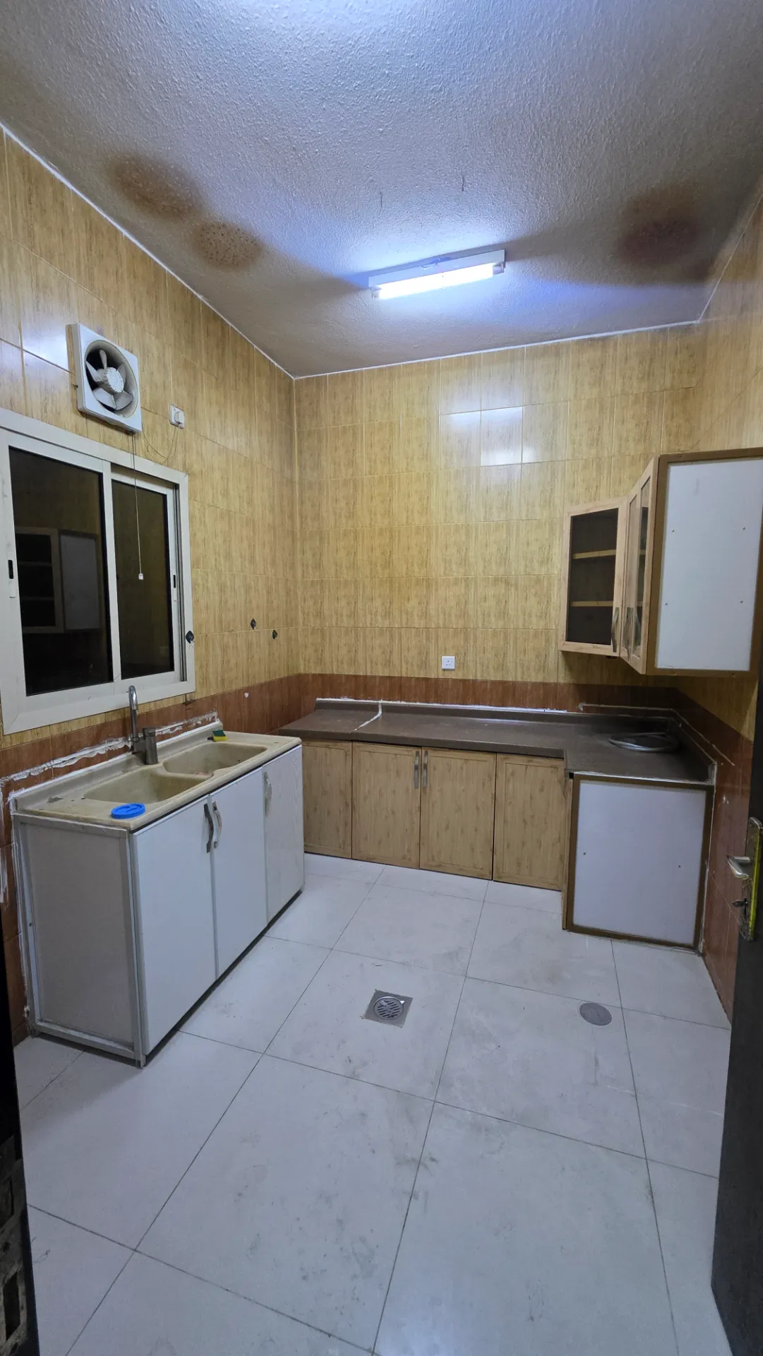 🏡 2-Bedroom Apartment | Family Building | Ground Floor | Internal | Spacious Bedrooms | Al Khobar Al Janubiyah thumbnail 5
