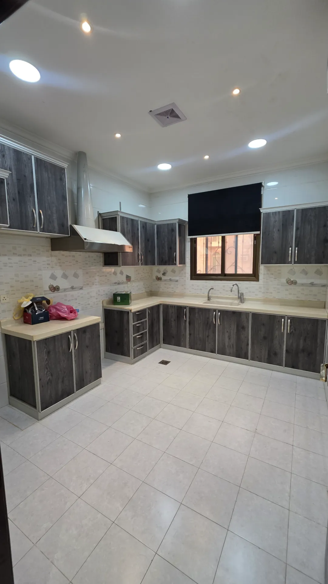 🏡 2-Bedroom Family Apartment | Split AC | Elevator | First Floor | Parking | Al Khobar thumbnail 7