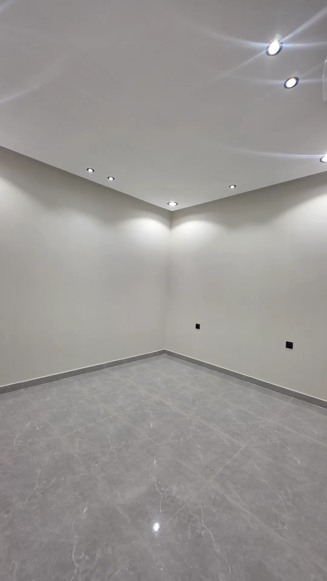 🏡 Brand-New 2-Bedroom Apartment | Family Building | Elevator | 3 Split AC | First Floor | Al Khobar thumbnail 3