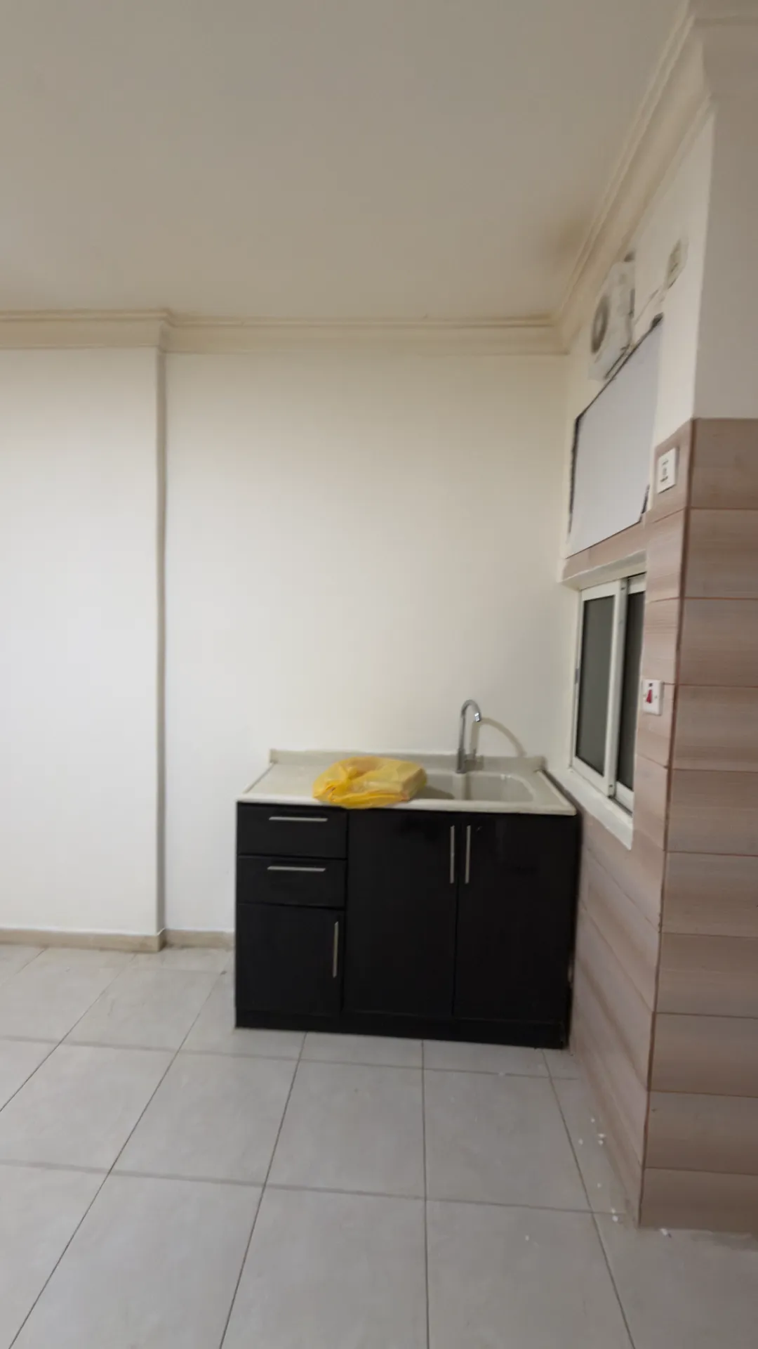 🏡 Affordable 1-Bedroom Apartment | Family Building | Elevator | First Floor | External | Thuqbah – Al Khobar thumbnail 4