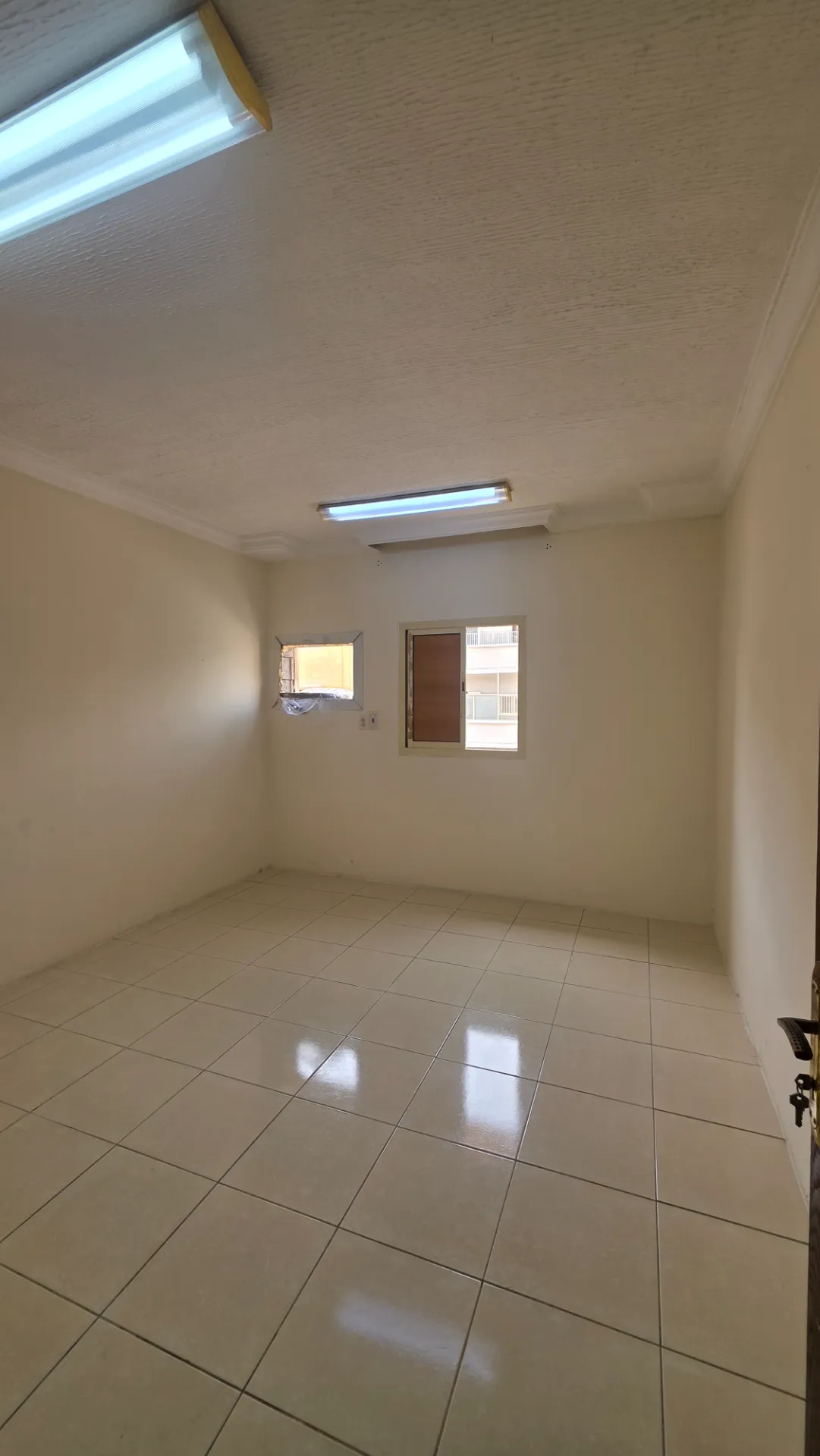 🏡 Spacious 2-Bedroom Apartment | Near Dossary Hospital | First Floor | External | Family Building | Al Janubiyah – Al Khobar thumbnail 1