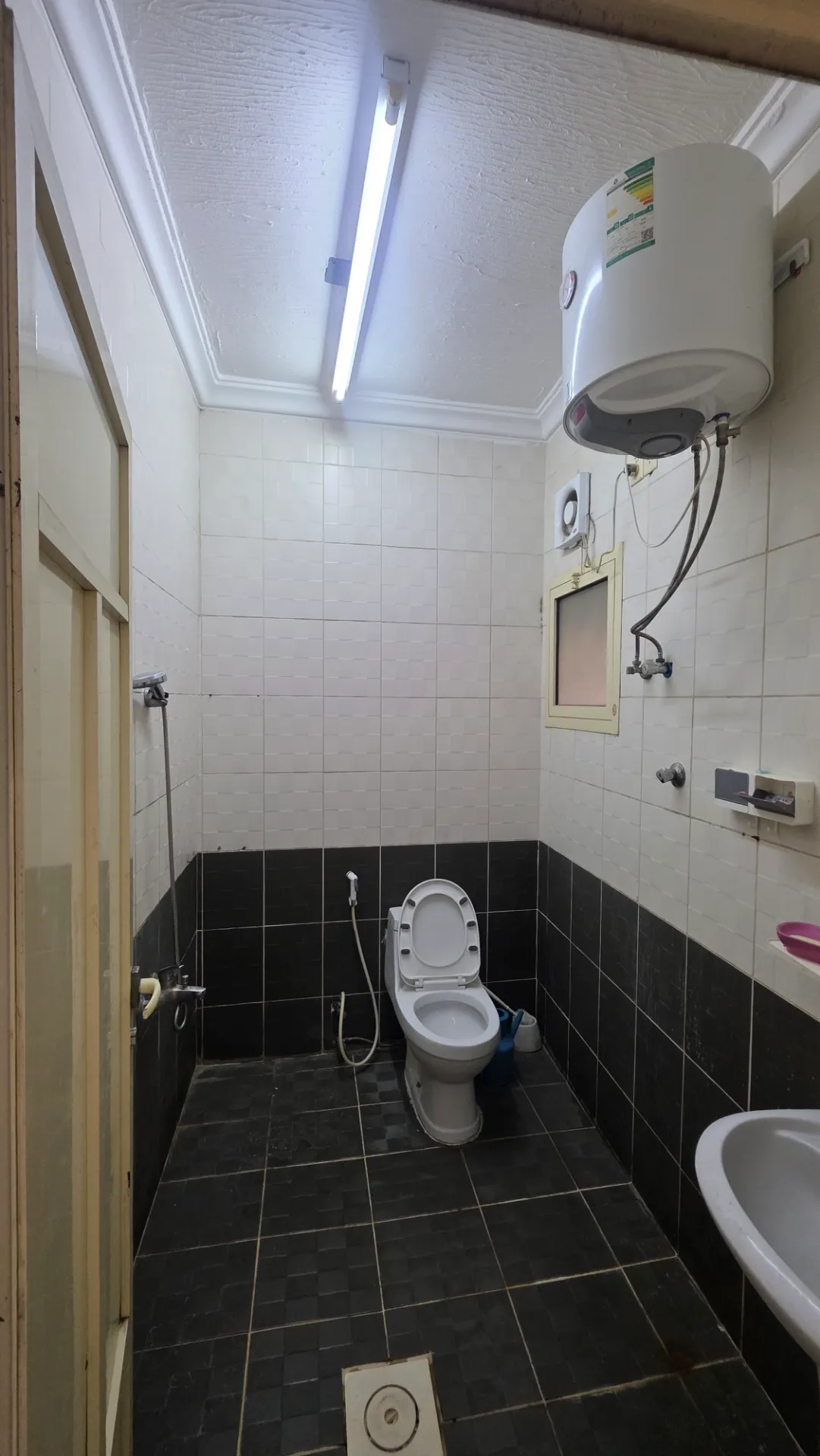 🏡 Spacious 2-Bedroom Apartment | Near Dossary Hospital | First Floor | External | Family Building | Al Janubiyah – Al Khobar thumbnail 9