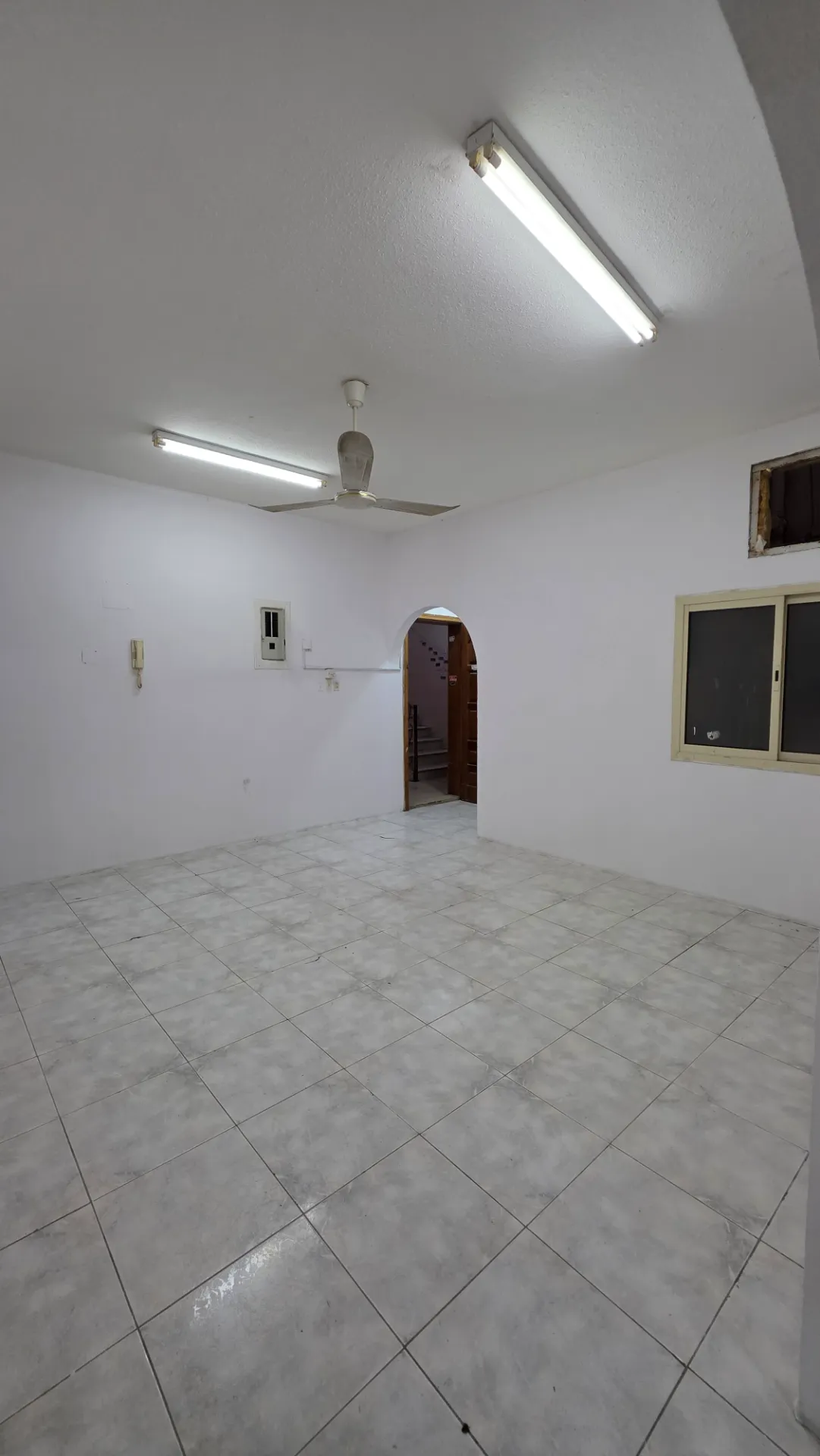 🏡 Spacious 4-Bedroom Apartment | Ground Floor | External | Family Building | Al Thuqbah – Al Khobar thumbnail 4