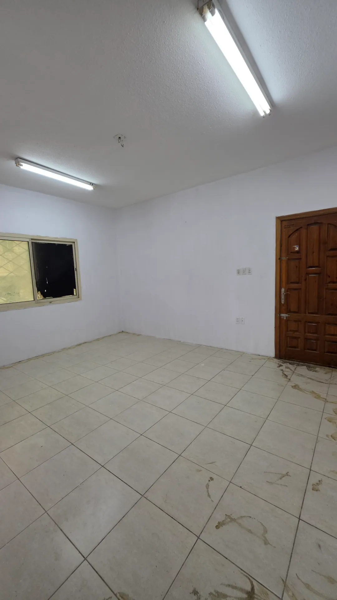 🏡 Spacious 4-Bedroom Apartment | Ground Floor | External | Family Building | Al Thuqbah – Al Khobar thumbnail 6