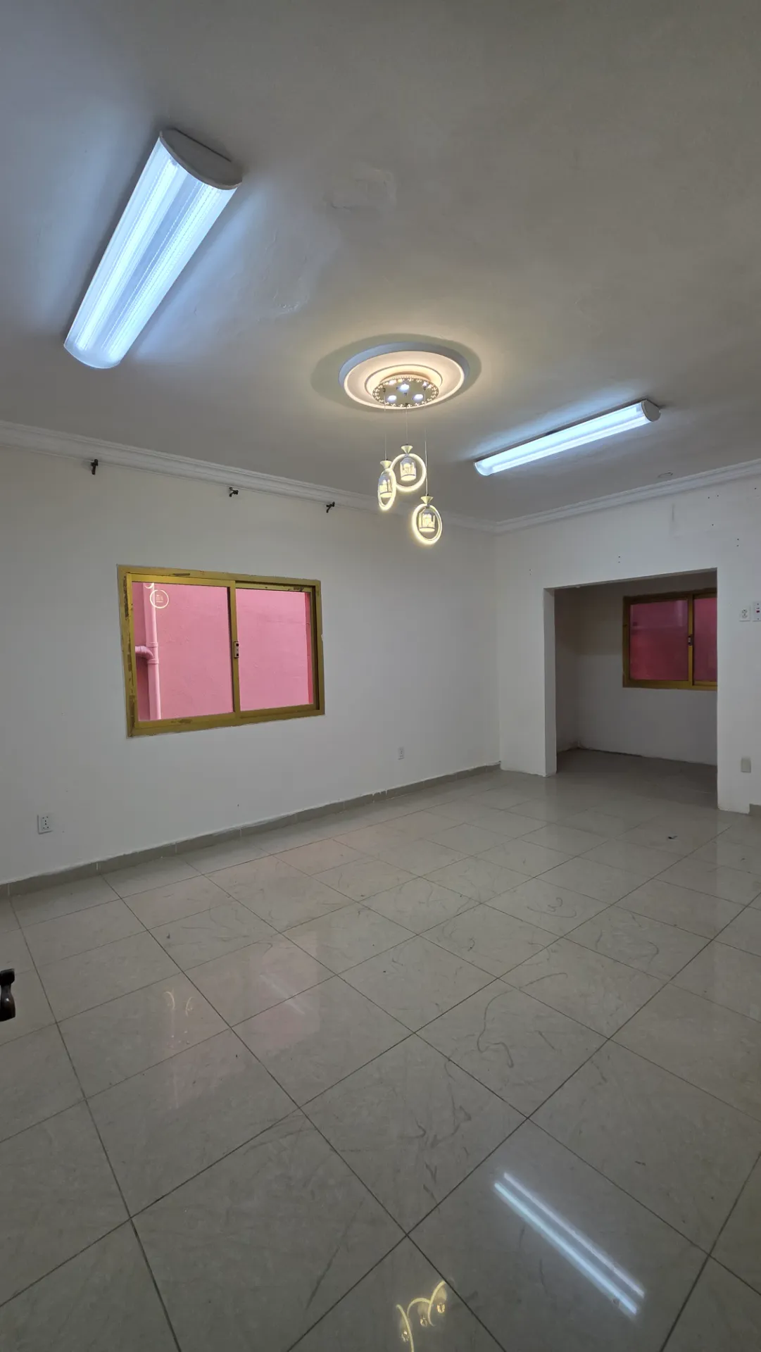 🏡 Spacious 4-Bedroom Apartment | Near Dossary Hospital | First Floor | Family Building | Al Janubiyah – Al Khobar thumbnail 2