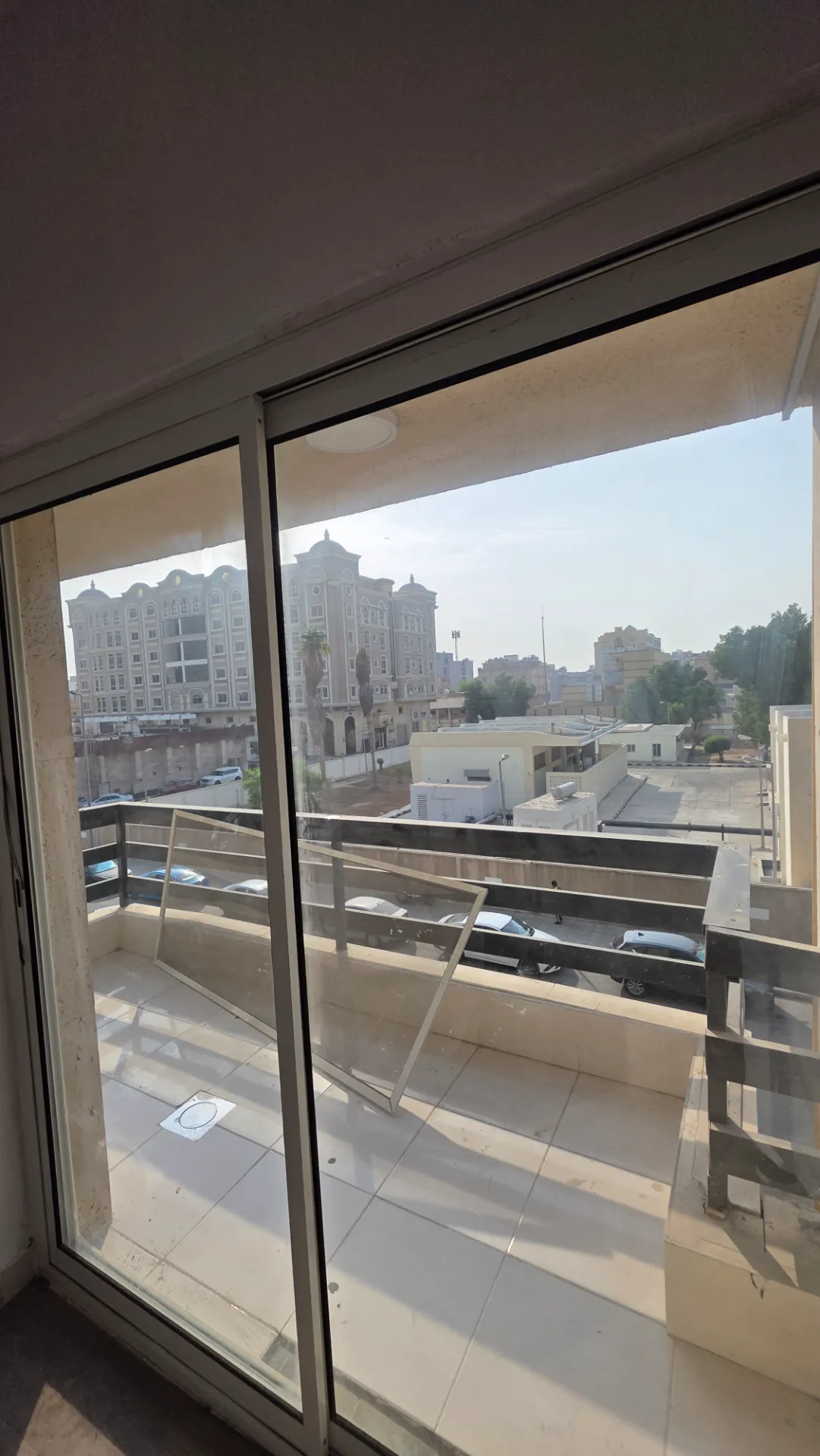 🏡 Spacious 2-Bedroom Apartment | Near Jarir Bookstore | Balcony | Central AC | Third Floor | Al Shamaliyah – Al Khobar thumbnail 4