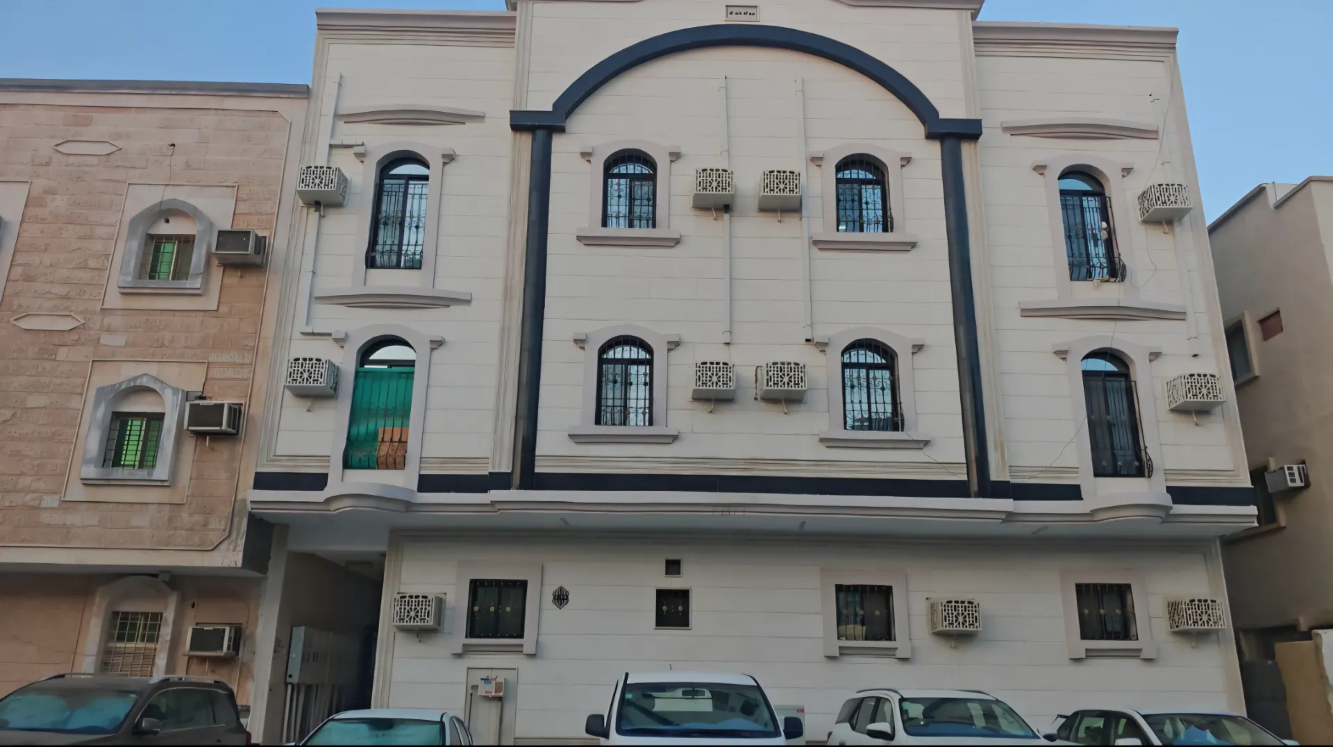 🏡 Spacious 2-Bedroom Apartment | First Floor | External | Split AC | Elevator Available | Al Thuqbah – Al Khobar thumbnail 1