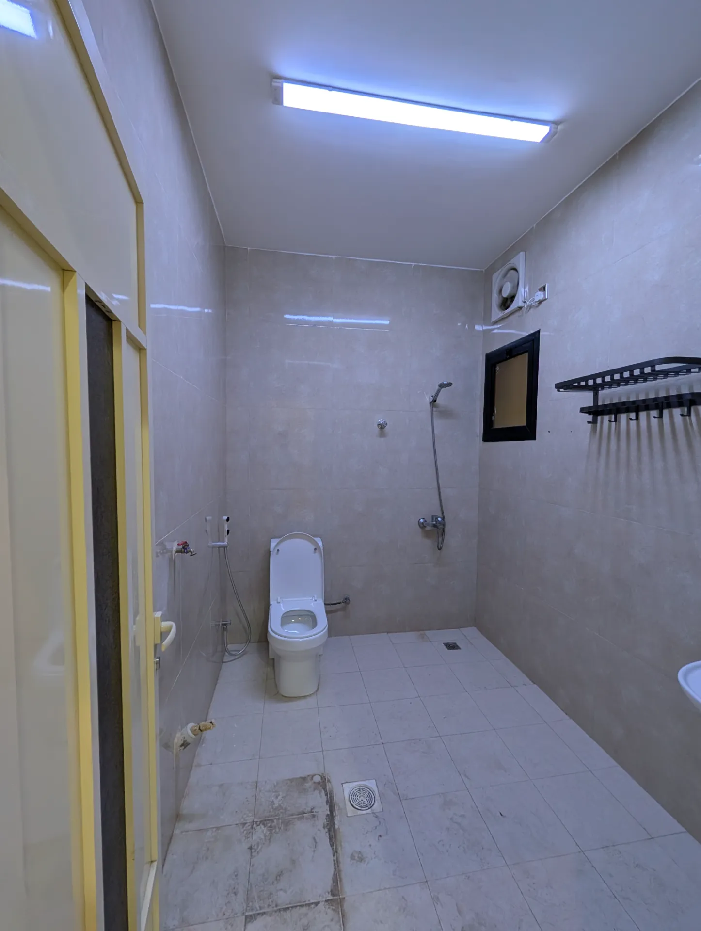 🏡 Spacious 2-Bedroom Apartment | First Floor | External | Split AC | Elevator Available | Al Thuqbah – Al Khobar thumbnail 8